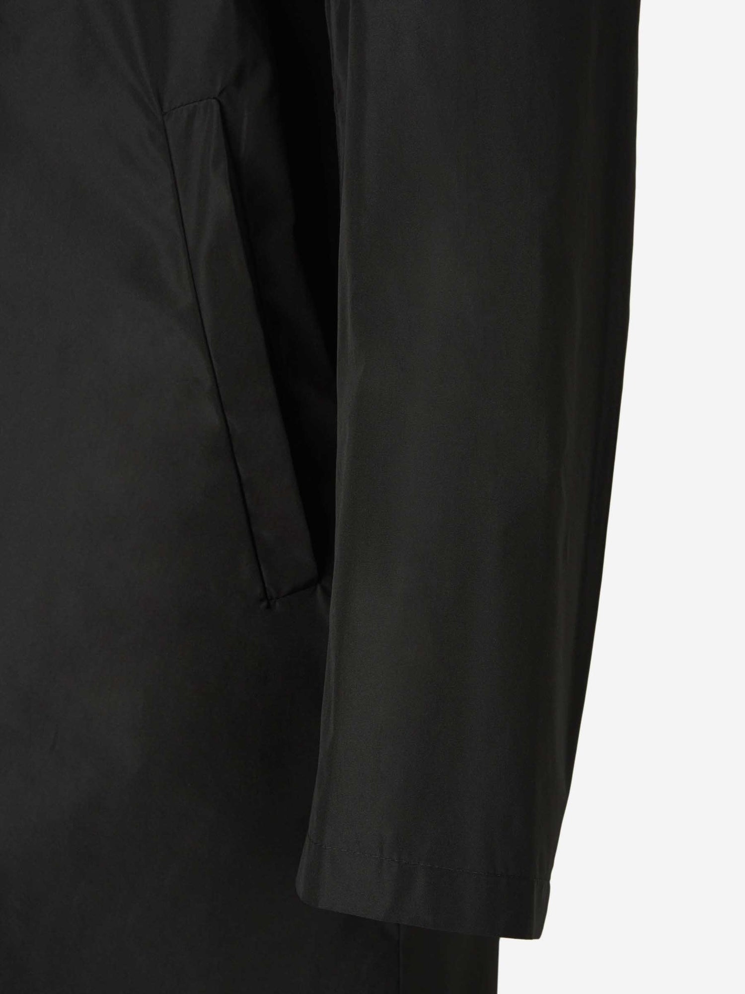Outlet online Herno Mujer Gabardina Técnica color Negro sku 774-000550 02 - Foto 4