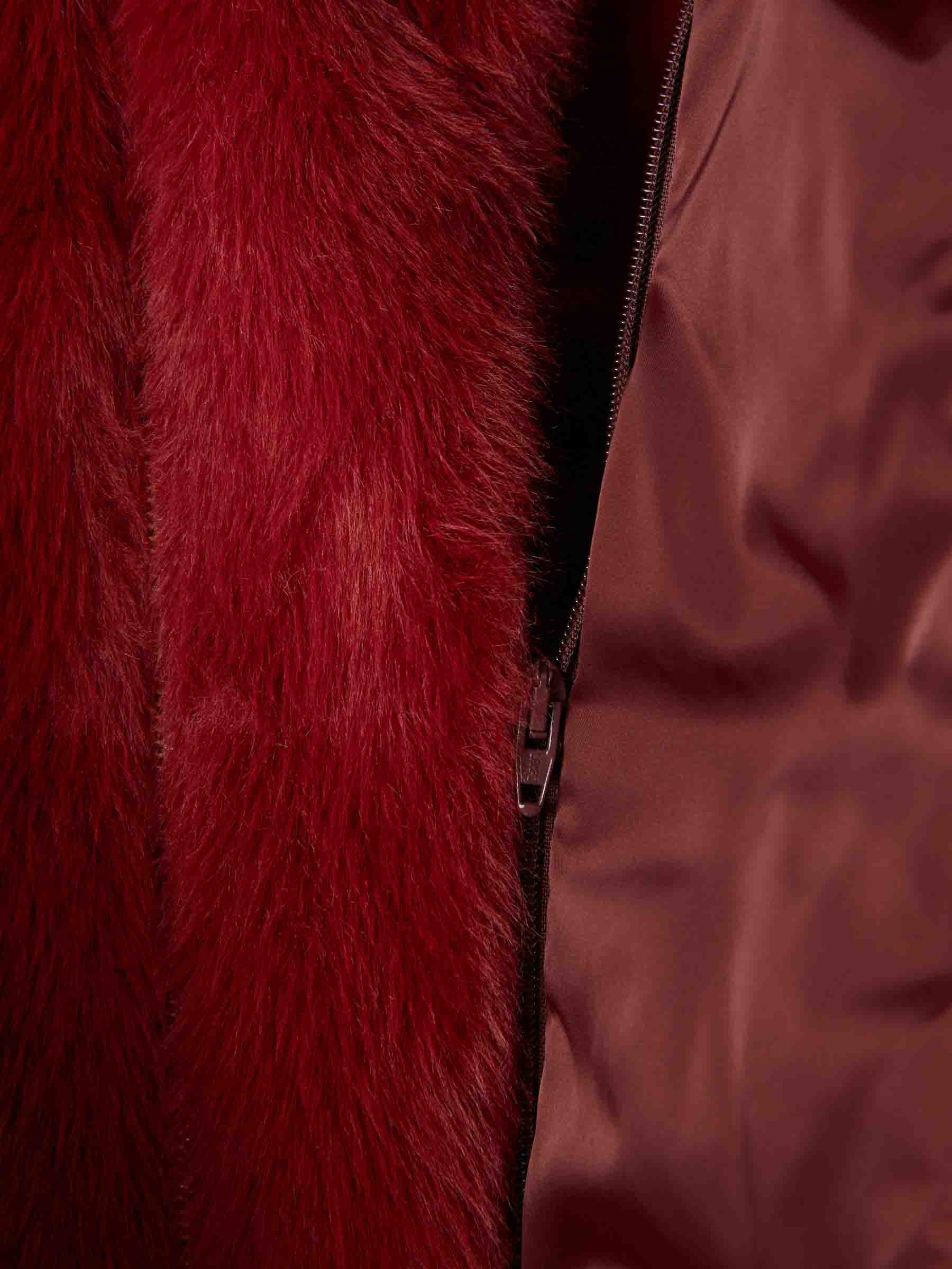 Outlet online Herno Mujer Chaleco Acolchado Capucha color Rojo sku 775-000220 02 - Foto 5
