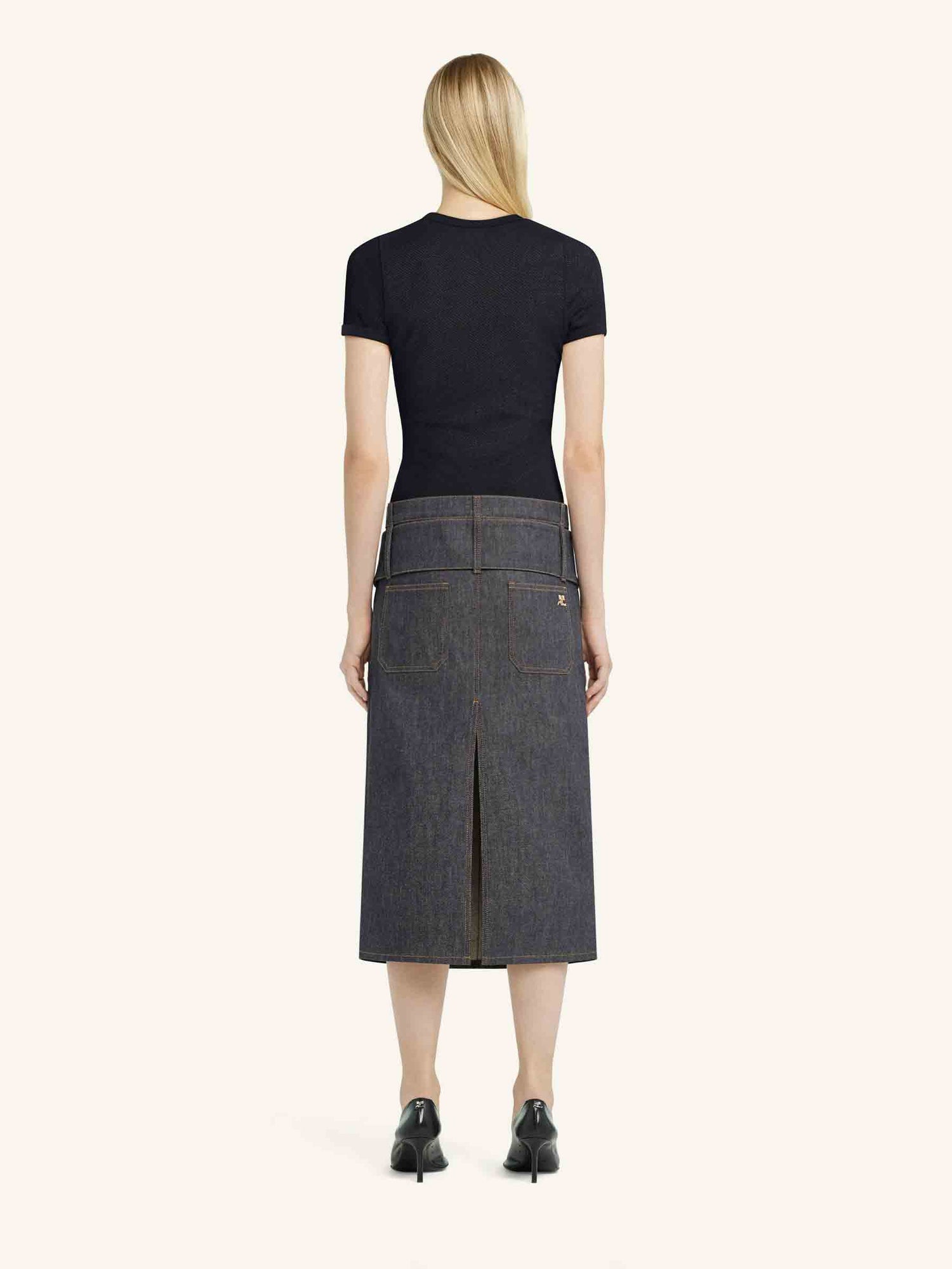 Outlet online Courrèges Mujer Camiseta Malla Logo color Negro sku 782-001665 01 - Foto 3