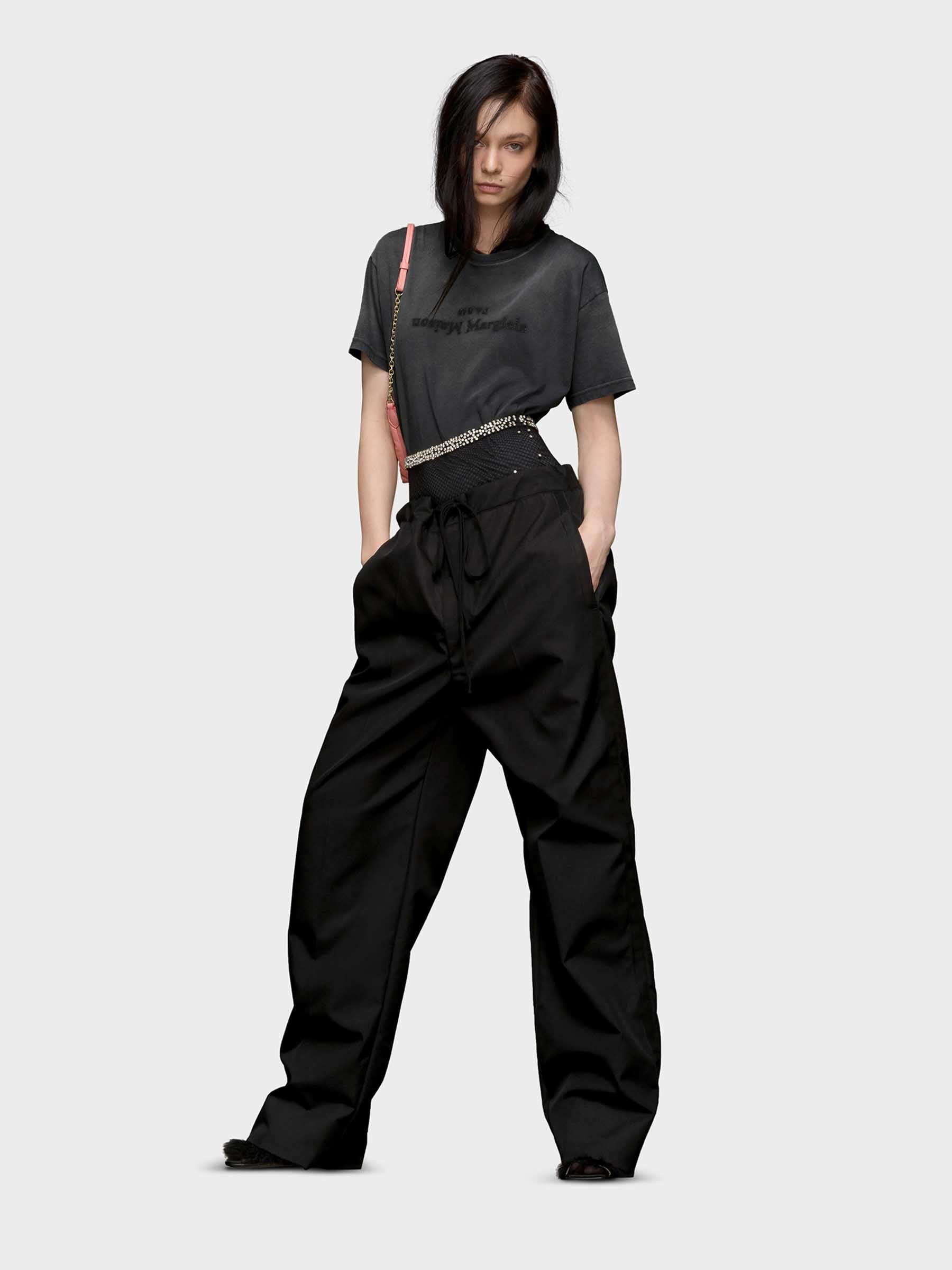 Outlet online Maison Margiela Mujer Camiseta Cuello Redondo color Gris Antracita sku 782-001763 01 - Foto 2