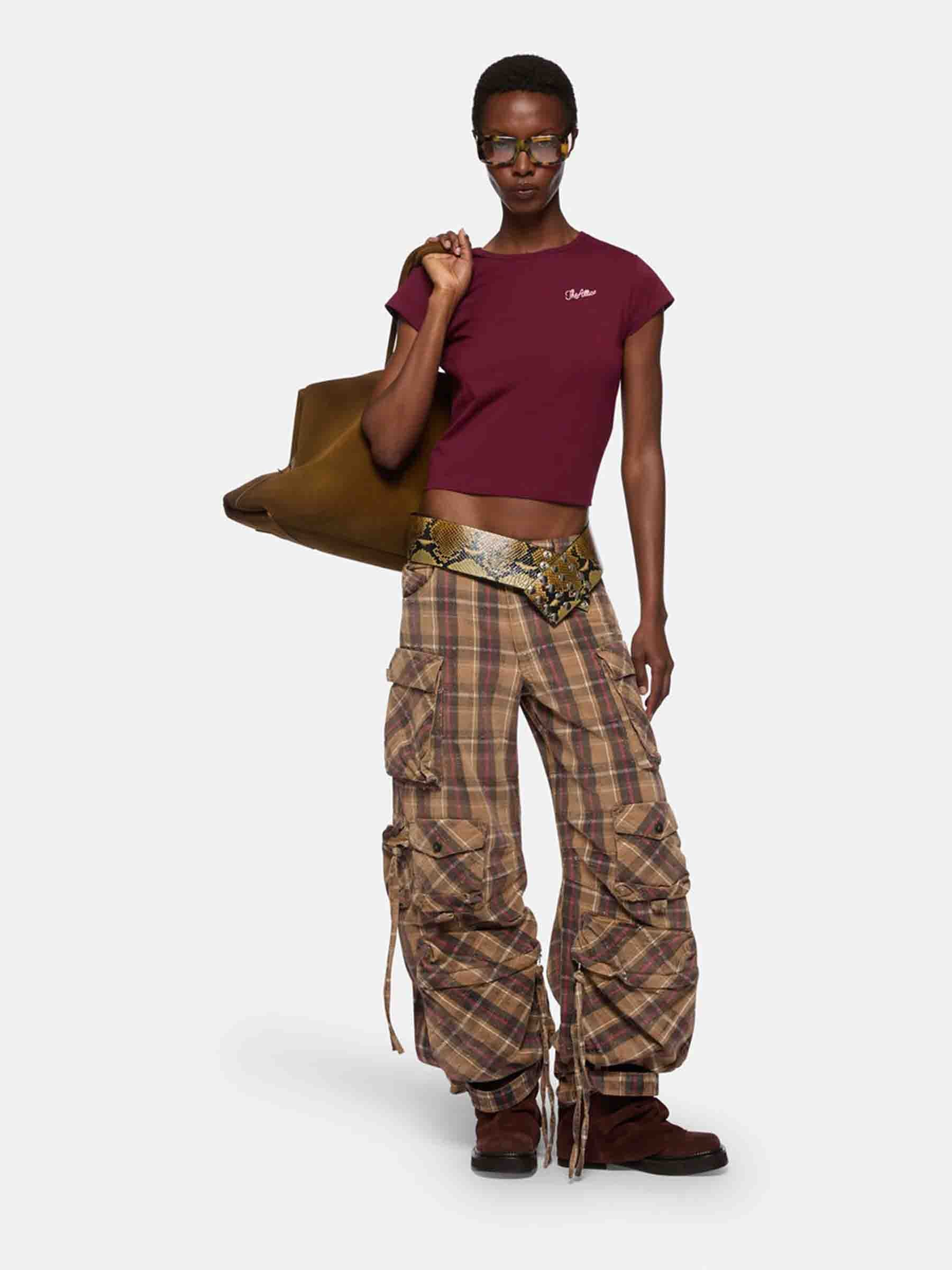 Outlet online The Attico Mujer Camiseta Logo Algodón color Burdeos sku 782-001797 01 - Foto 2