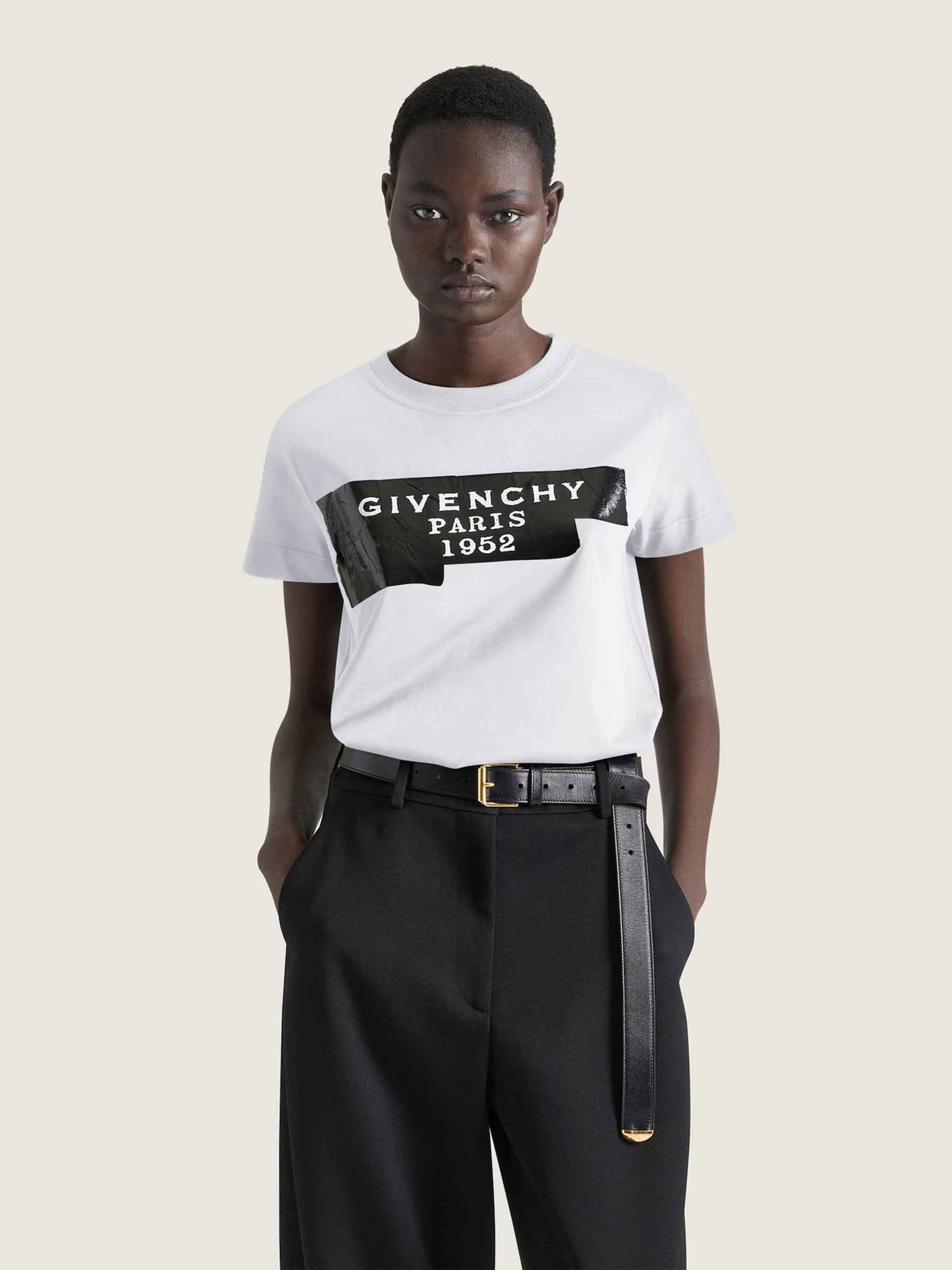 Outlet online Givenchy Mujer Camiseta Cuello Redondo color Blanco sku 782-001810 01 - Foto 2