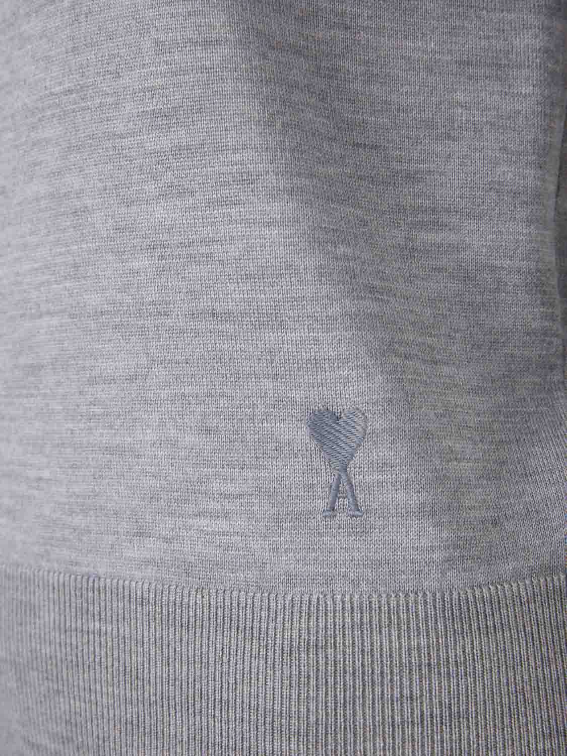 Outlet online Ami Paris Mujer Polo Punto Lana color Gris sku 783-000074 02 - Foto 4