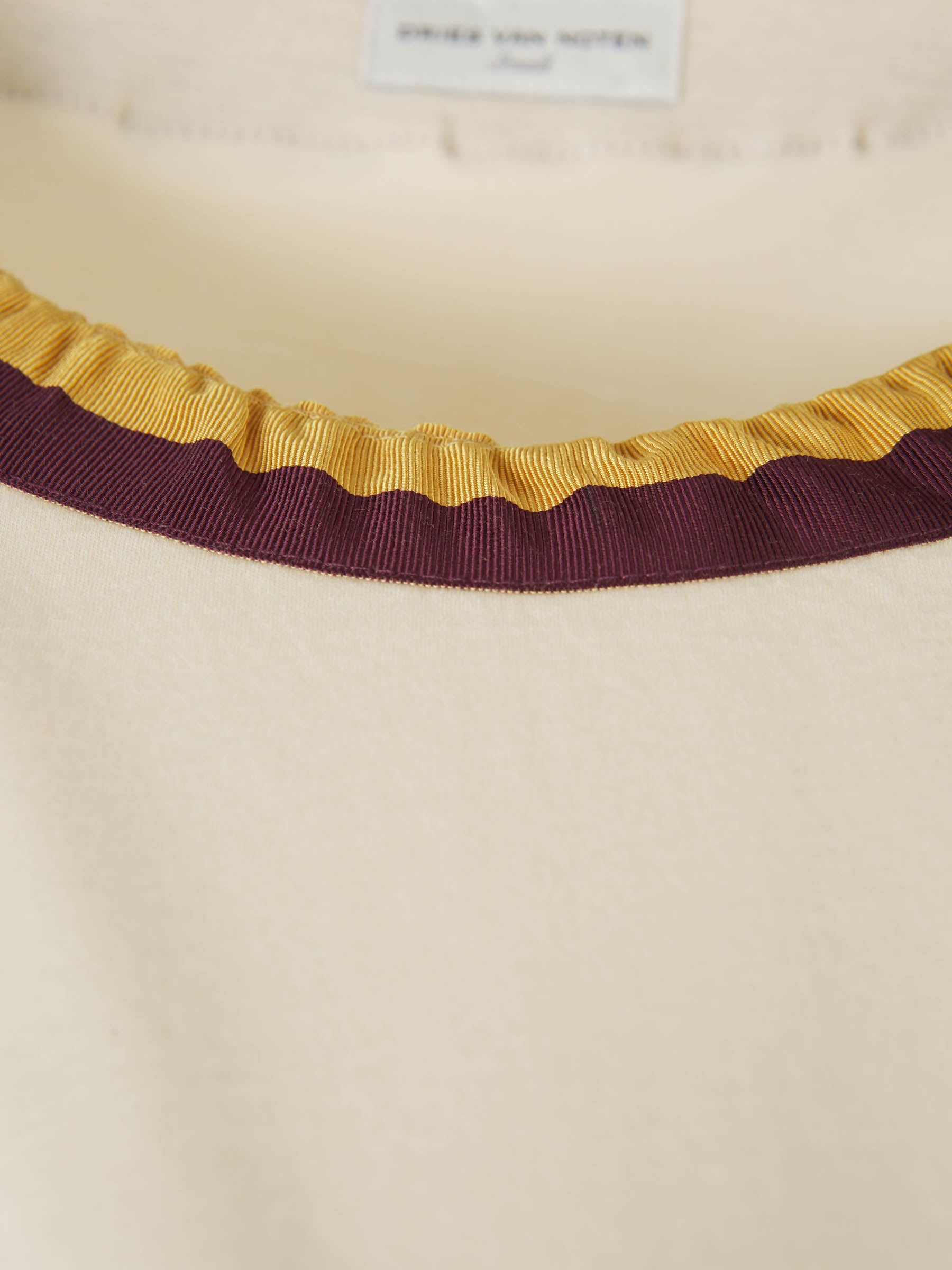 Outlet online Dries Van Noten Mujer Camiseta Ribetes Contraste color Crema sku 782-001571 01 - Foto 3