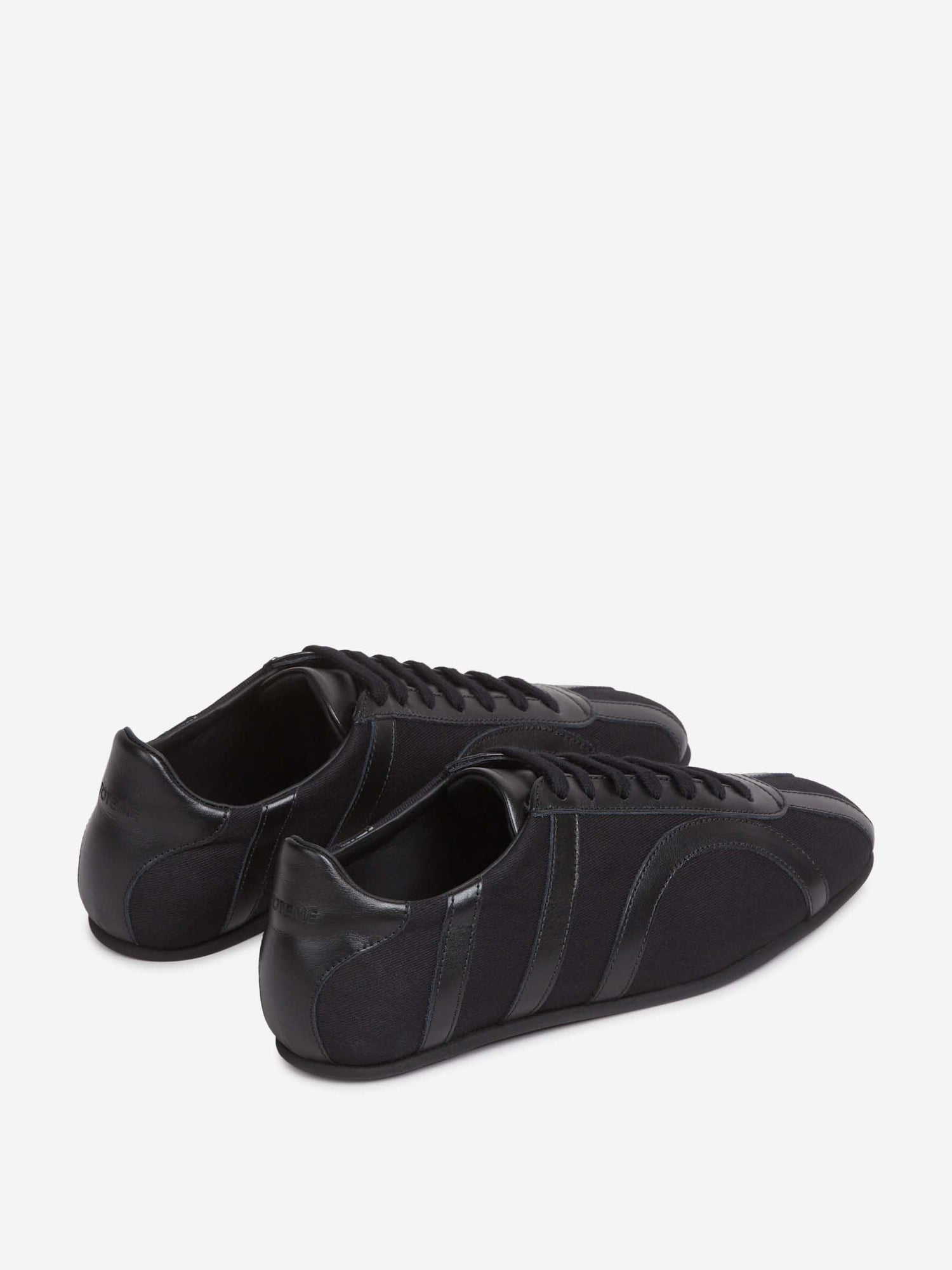 Outlet online TOTEME Mujer Zapatillas de diseño minimalista color Negro sku 802-000005 01 - Foto 3
