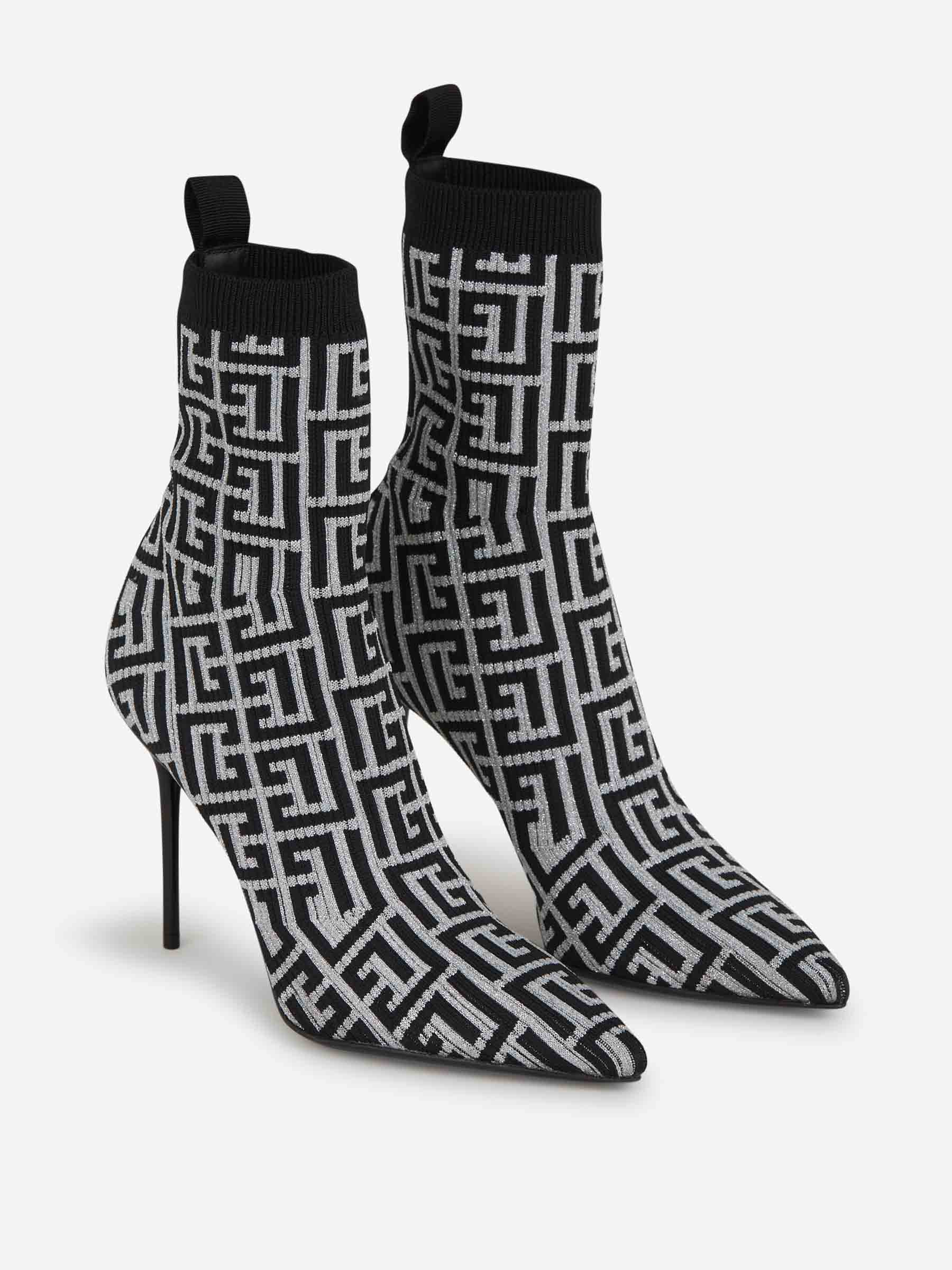 Balmain Botines Skye Monograma color Negro sku 805-000661 01 - Foto 3