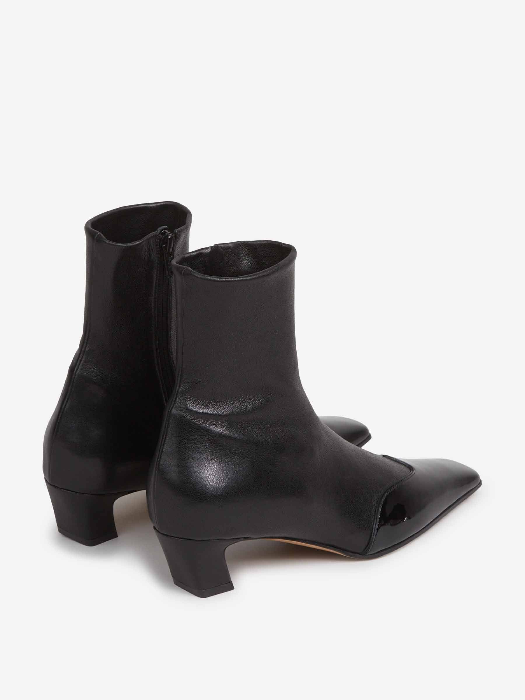 Outlet online Khaite Mujer Botines Nevada color Negro sku 805-000802 01 - Foto 3