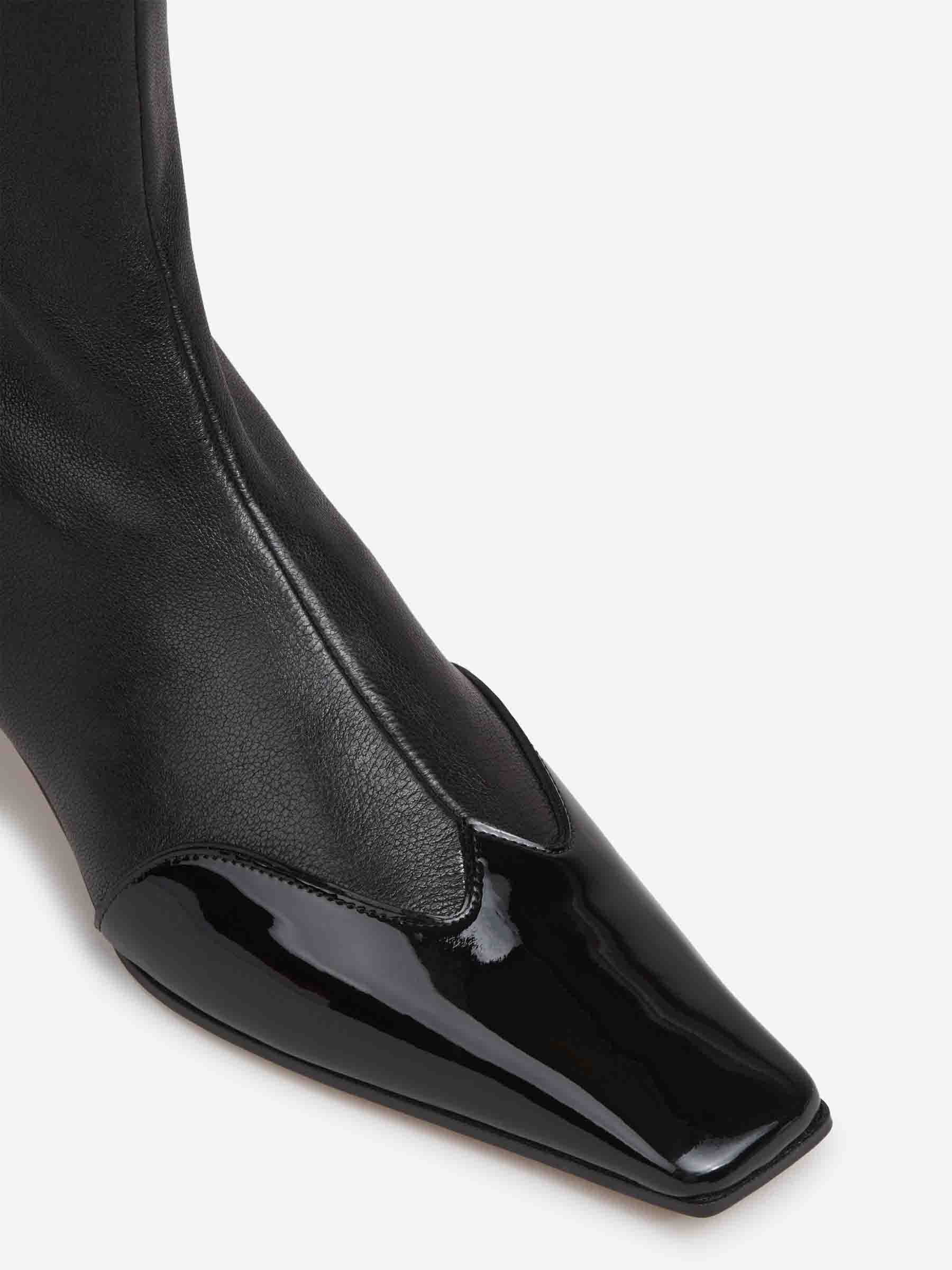 Outlet online Khaite Mujer Botines Nevada color Negro sku 805-000802 01 - Foto 5
