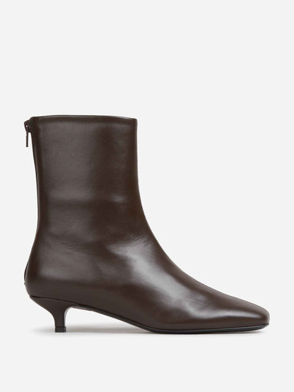 Outlet online TOTEME Mujer Botines Napa color Marrón Oscuro sku 805-000831 01 - Foto 1