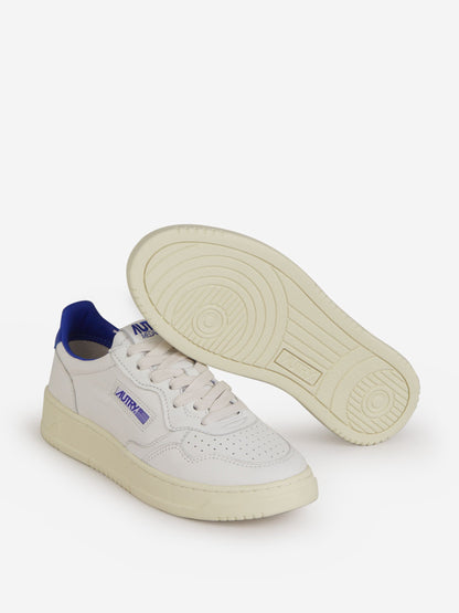 Outlet online Autry Mujer Sneakers Medalist Low color Azul Marino sku 806-000274 02 - Foto 10