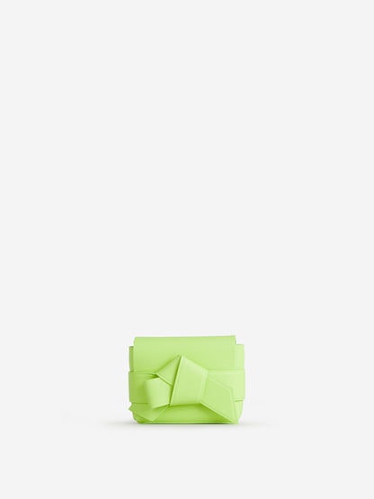 Outlet online Acne Studios Mujer Bolso Musubi Mini color Verde Lima sku 810-006910 00 - Foto 1