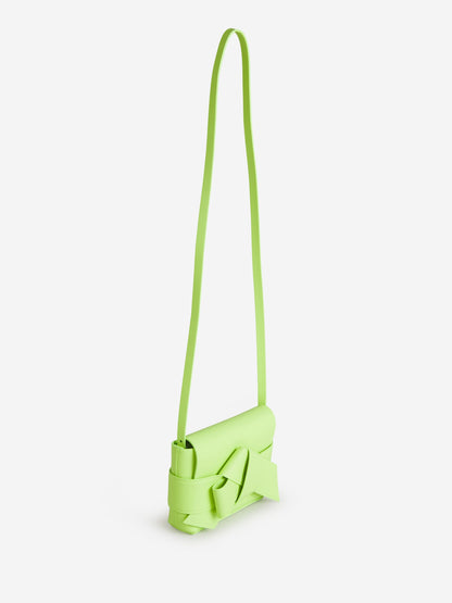 Outlet online Acne Studios Mujer Bolso Musubi Mini color Verde Lima sku 810-006910 00 - Foto 2