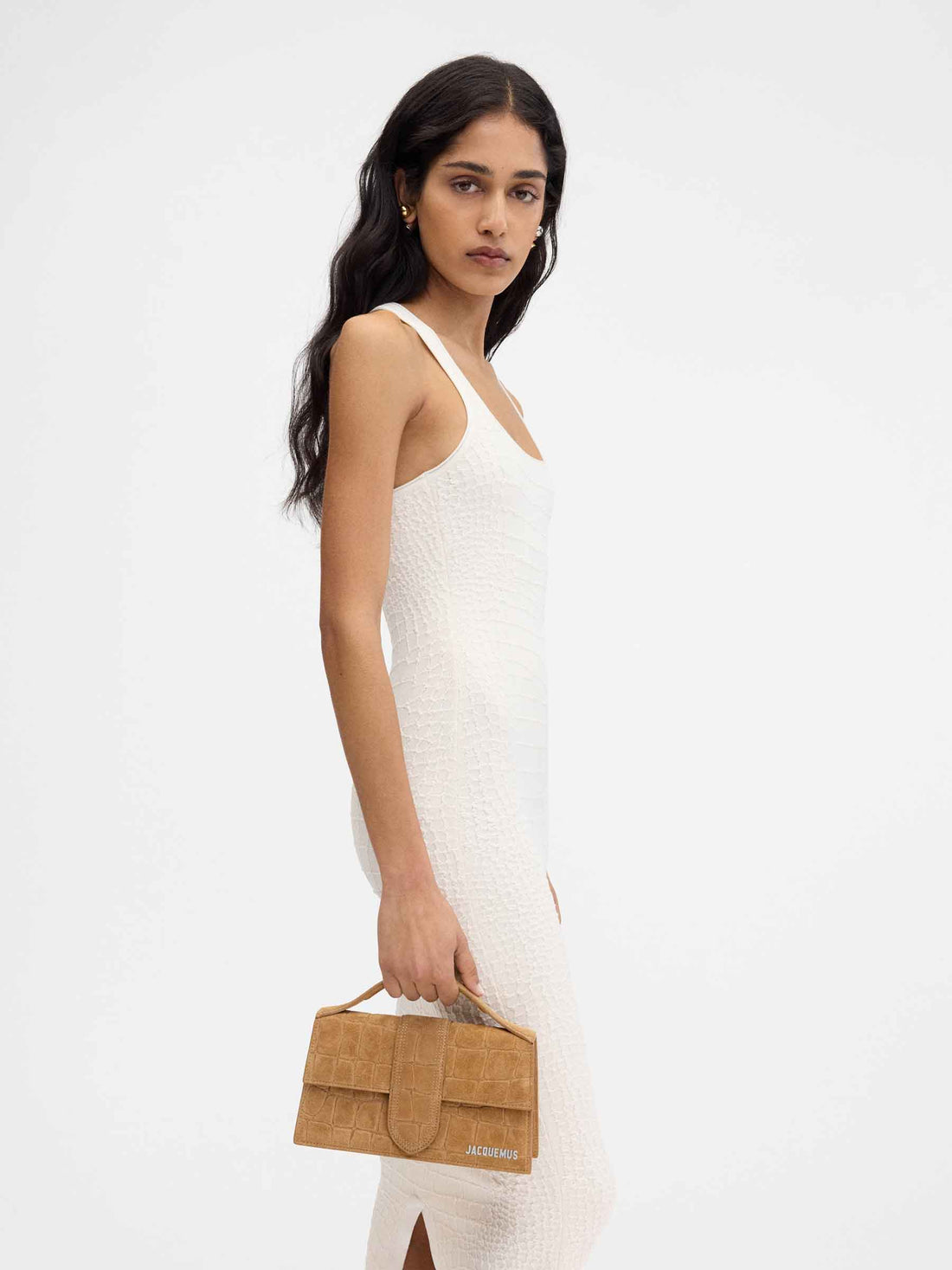 Jacquemus Mujer Barcelona Bolso Mano Le Large Bambino color Camel sku 810-008090 01 - Foto 2