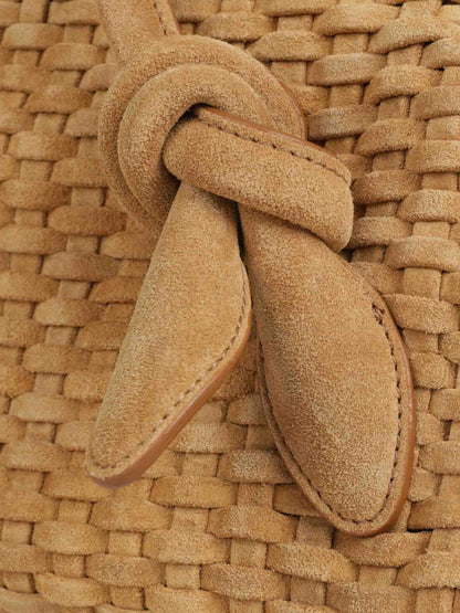 Jacquemus Mujer Barcelona Bolso Le petit Turismo color Camel sku 810-008517 01 - Foto 4