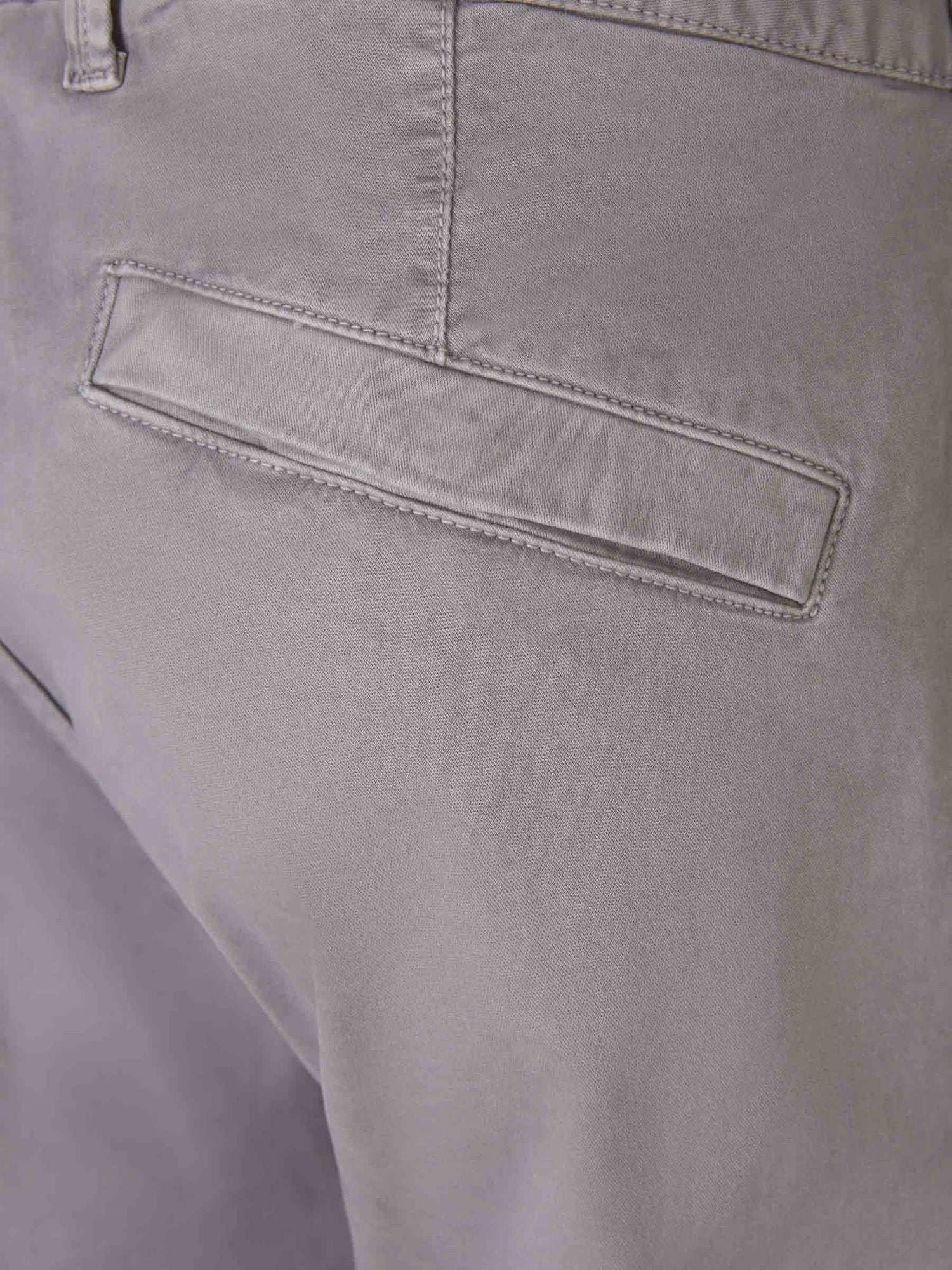 Outlet online Stone Island Hombre Pantalones Algodón Logo color Lila sku 521-003028 03 - Foto 6