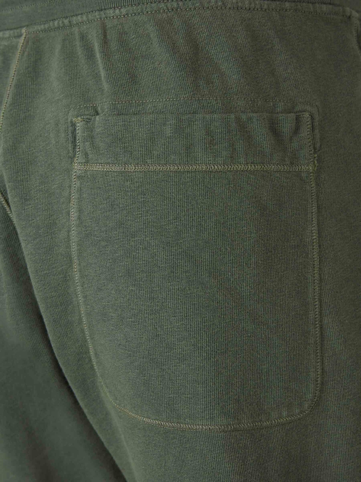 Outlet online Stone Island Hombre Bermudas Joggers Logo color Verde Militar sku 523-000975 03 - Foto 6