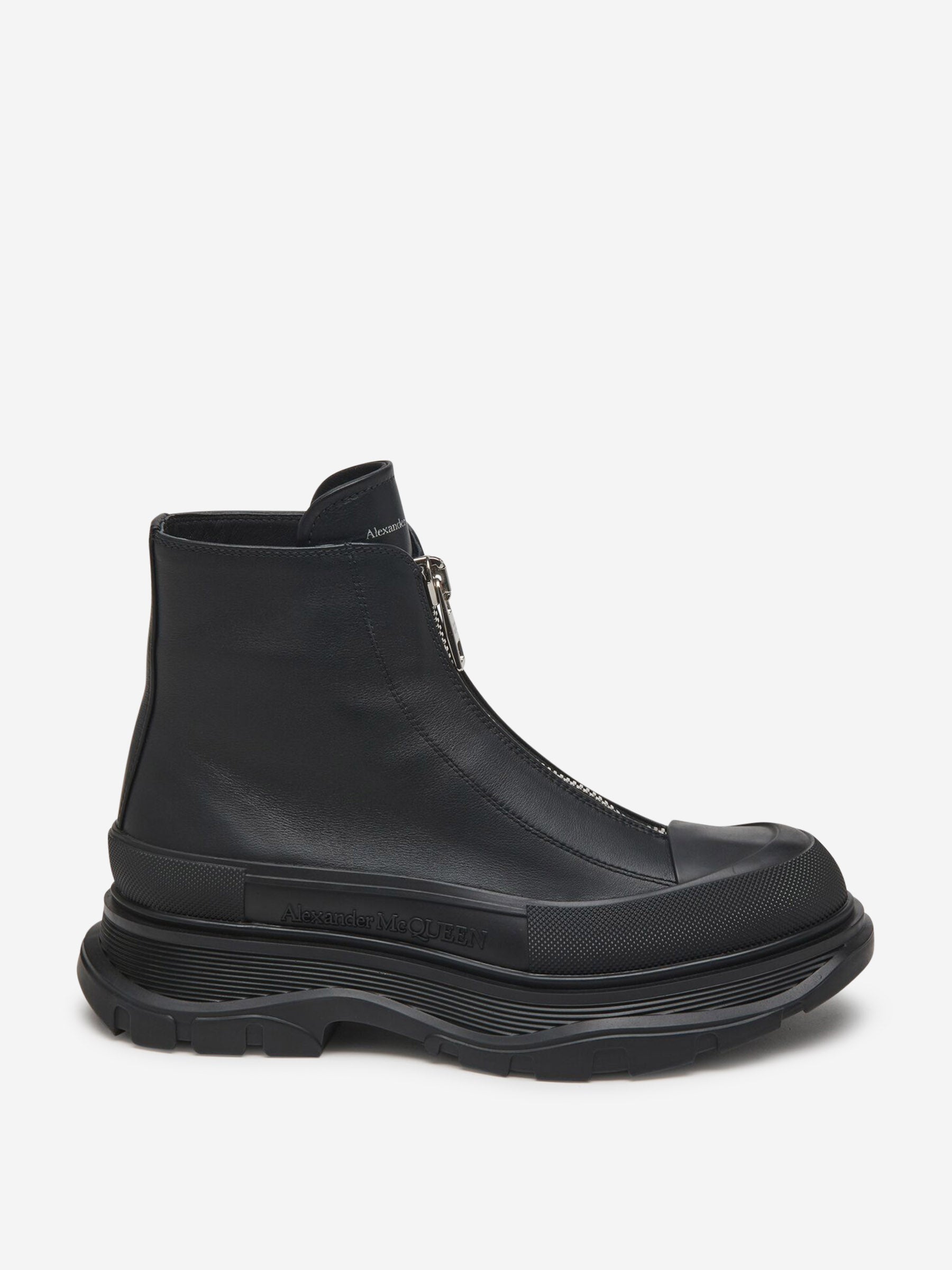 Outlet online McQueen Mujer Botines Tread Slick color Negro sku 805-000735 01 - Foto 1