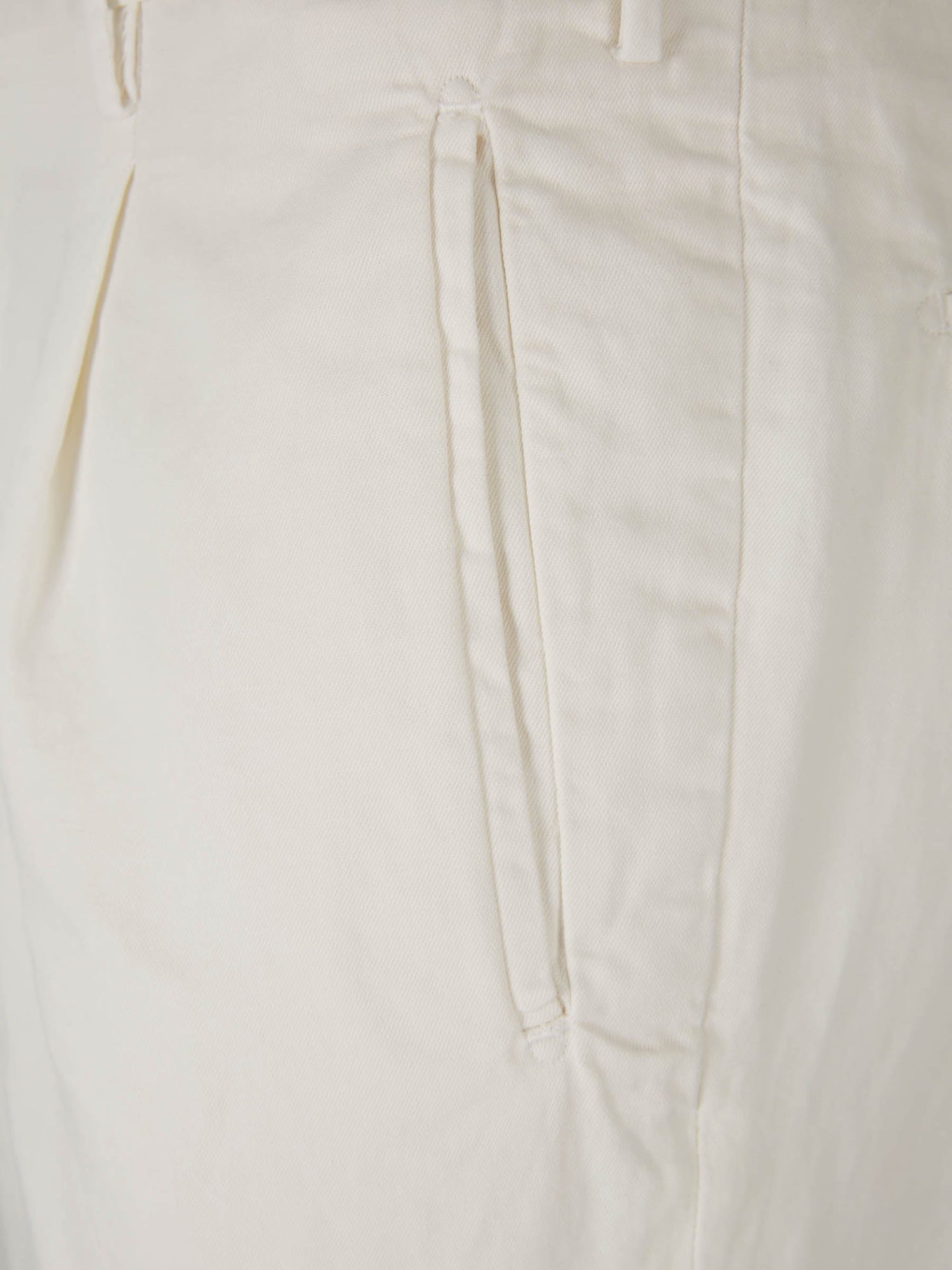 Outlet online Incotex Hombre Pantalones Chinos Tapered Fit color Blanco sku 521-002976 04 - Foto 3