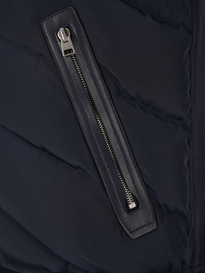 Tom Ford Chaleco Acolchado Capucha color Azul Noche sku 544-000496 01 - Foto 4