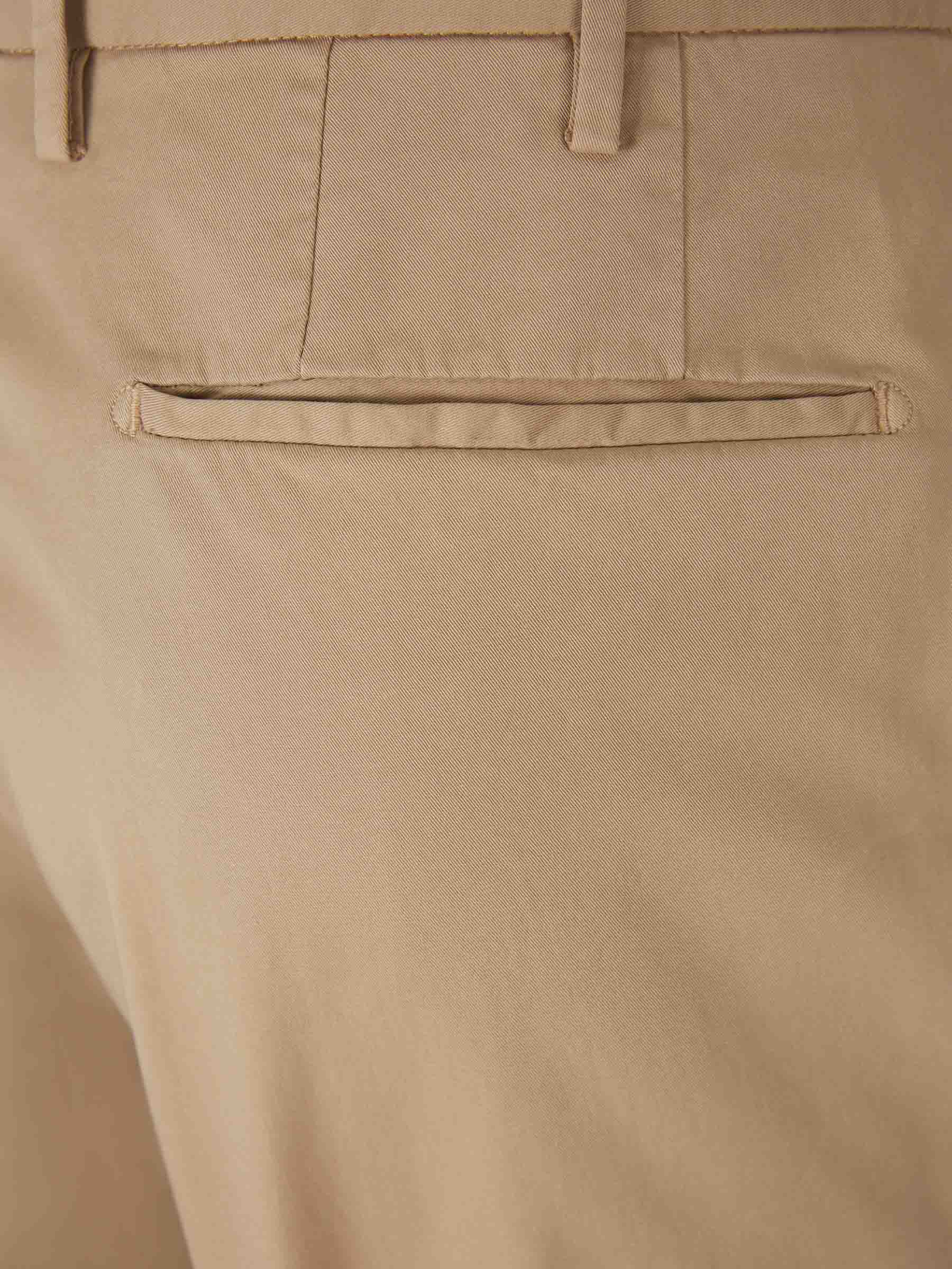 Outlet online Incotex Hombre Pantalones Chinos Algodón color Azul Cielo sku 521-002679 06 - Foto 4