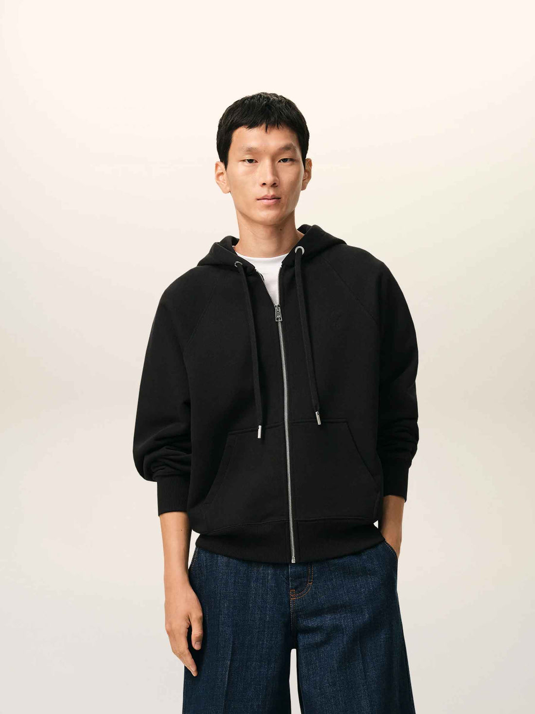 Outlet online Ami Paris Hombre Sudadera Capucha Cremallera color Negro sku 545-002073 01 - Foto 2