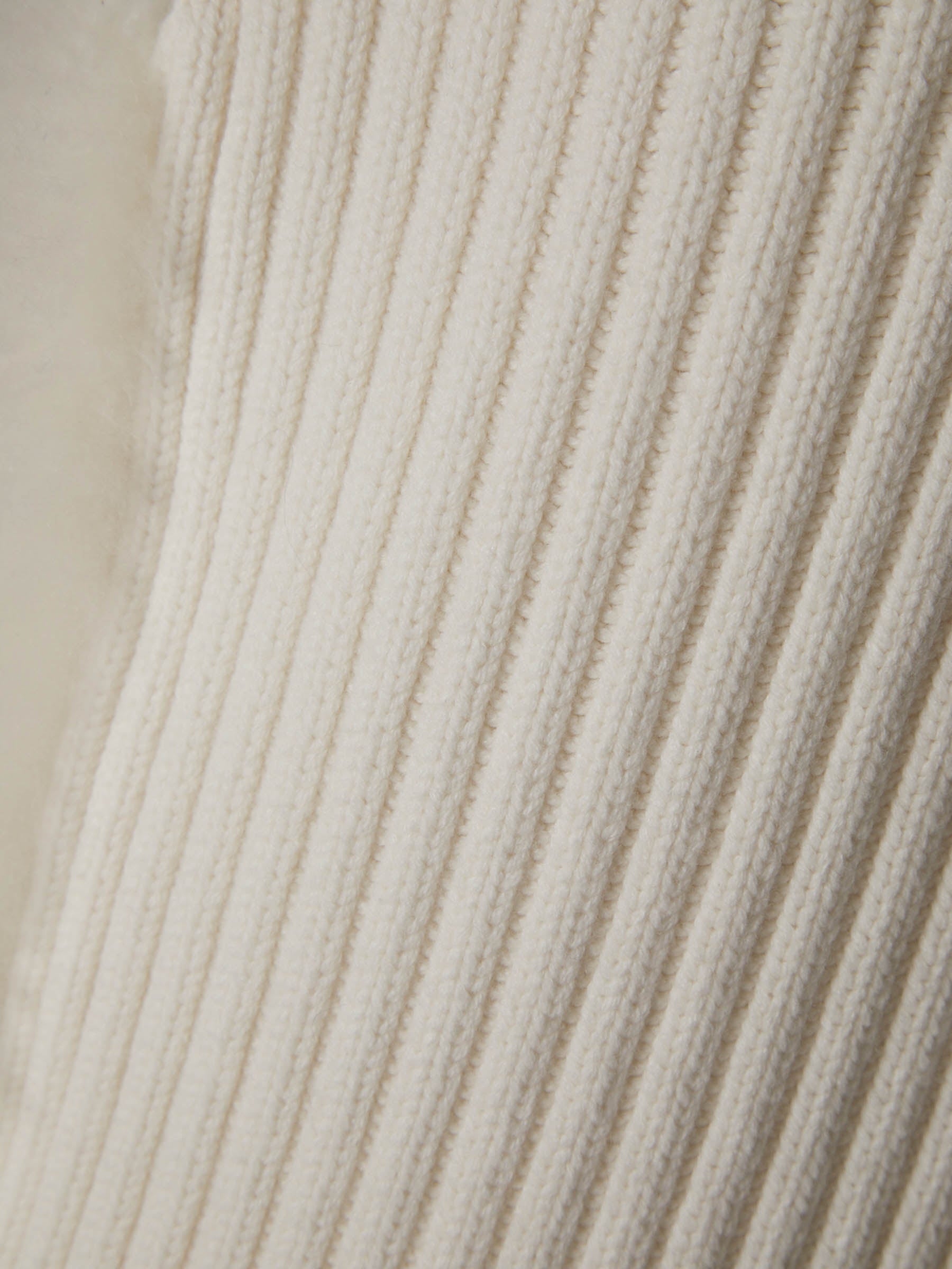Outlet online Fabiana Filippi Mujer Chaleco Pelo Cachemira color Crema sku 775-000164 01 - Foto 5