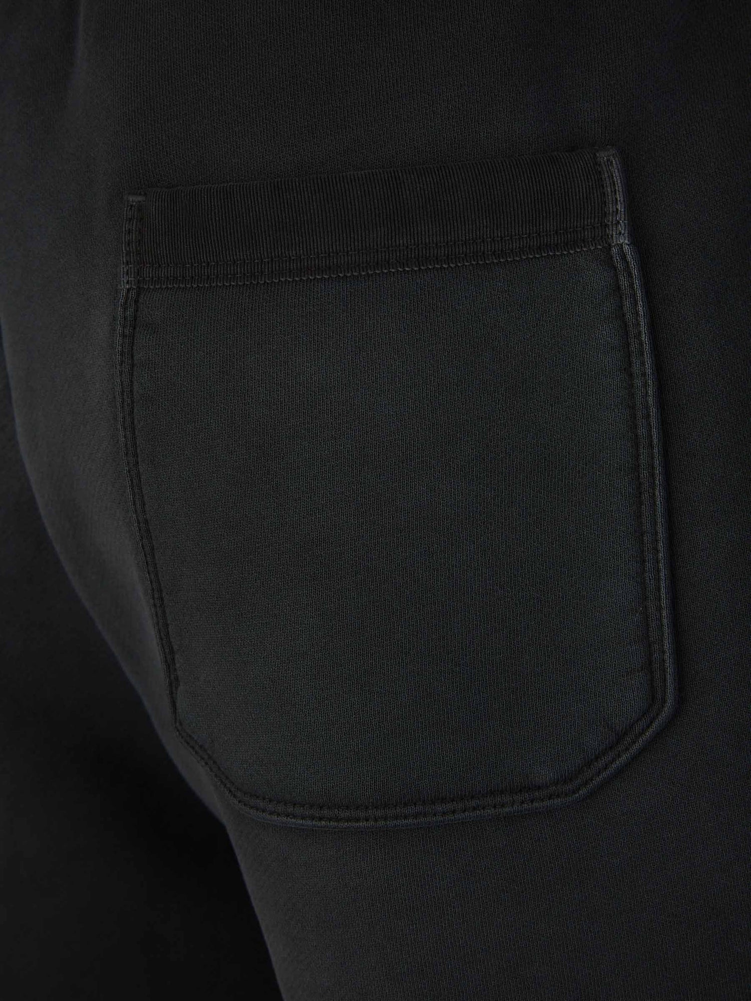 Bermudes Estampades Track