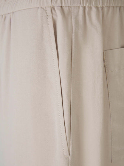 Outlet online Ami Paris Hombre Pantalones Crepé Algodón color Gris Claro sku 521-002999 02 - Foto 3