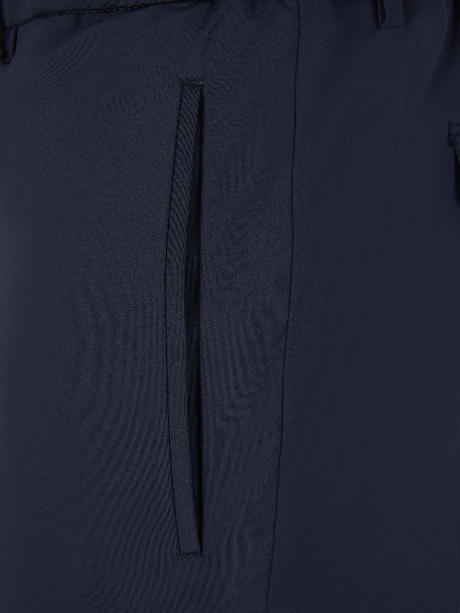 Outlet online Berwich Hombre Pantalones Cargo Técnicos color Azul Marino sku 521-003036 02 - Foto 4