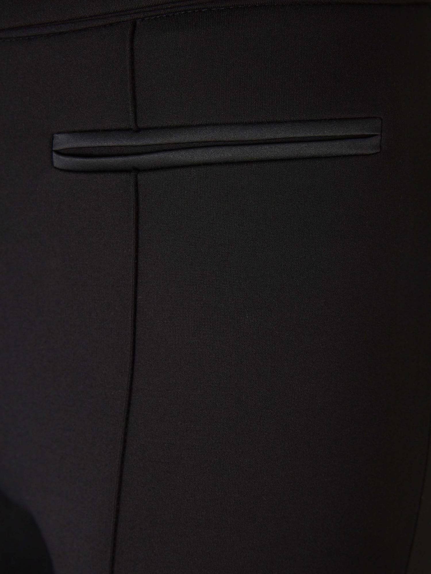 Outlet online Dorothee Schumacher Mujer Pantalones Formales Acampanados color Negro sku 761-003496 01 - Foto 5
