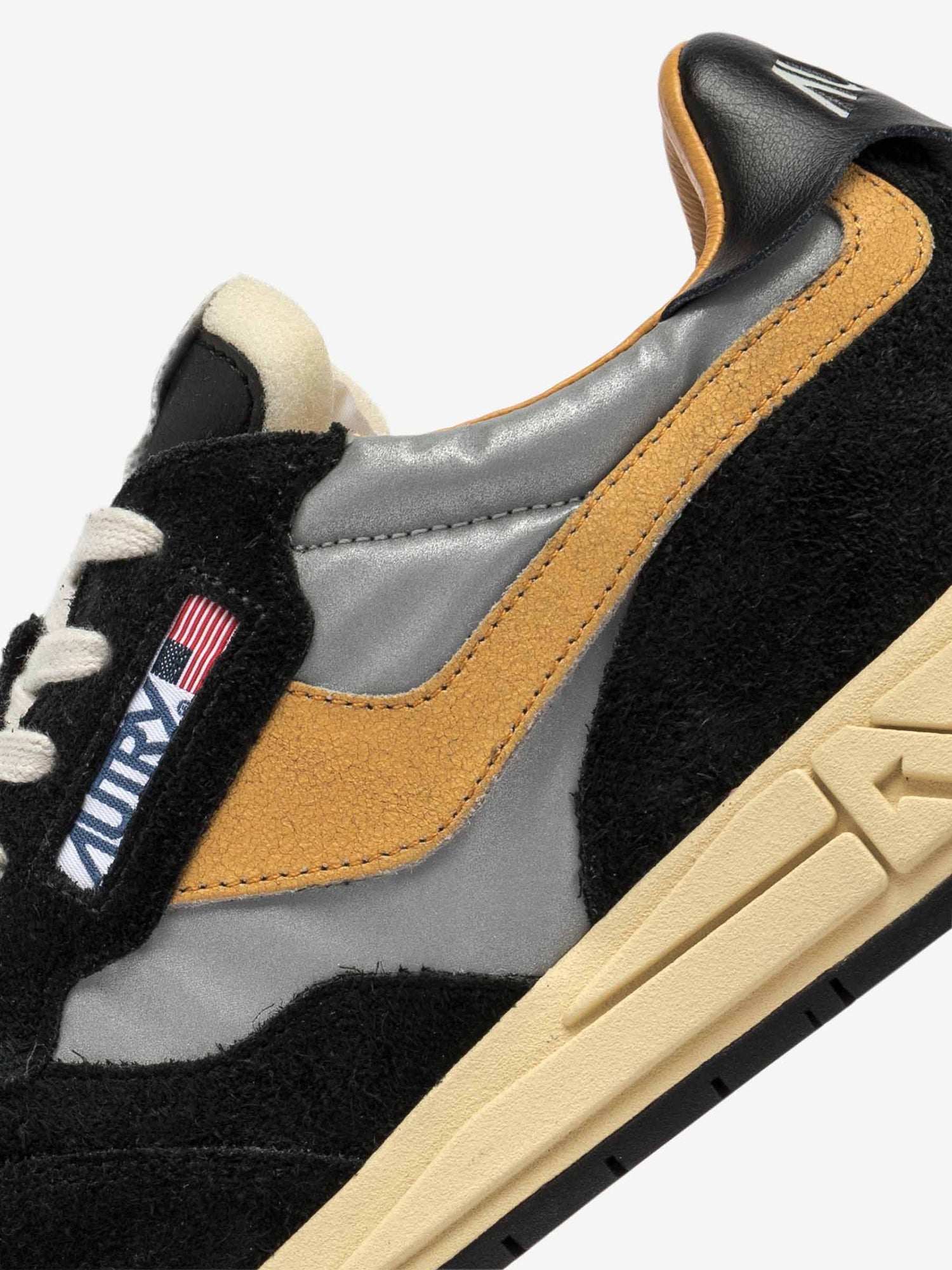 Outlet online Autry Hombre Sneakers Reelwind Low color Negro sku 616-002853 02 - Foto 3