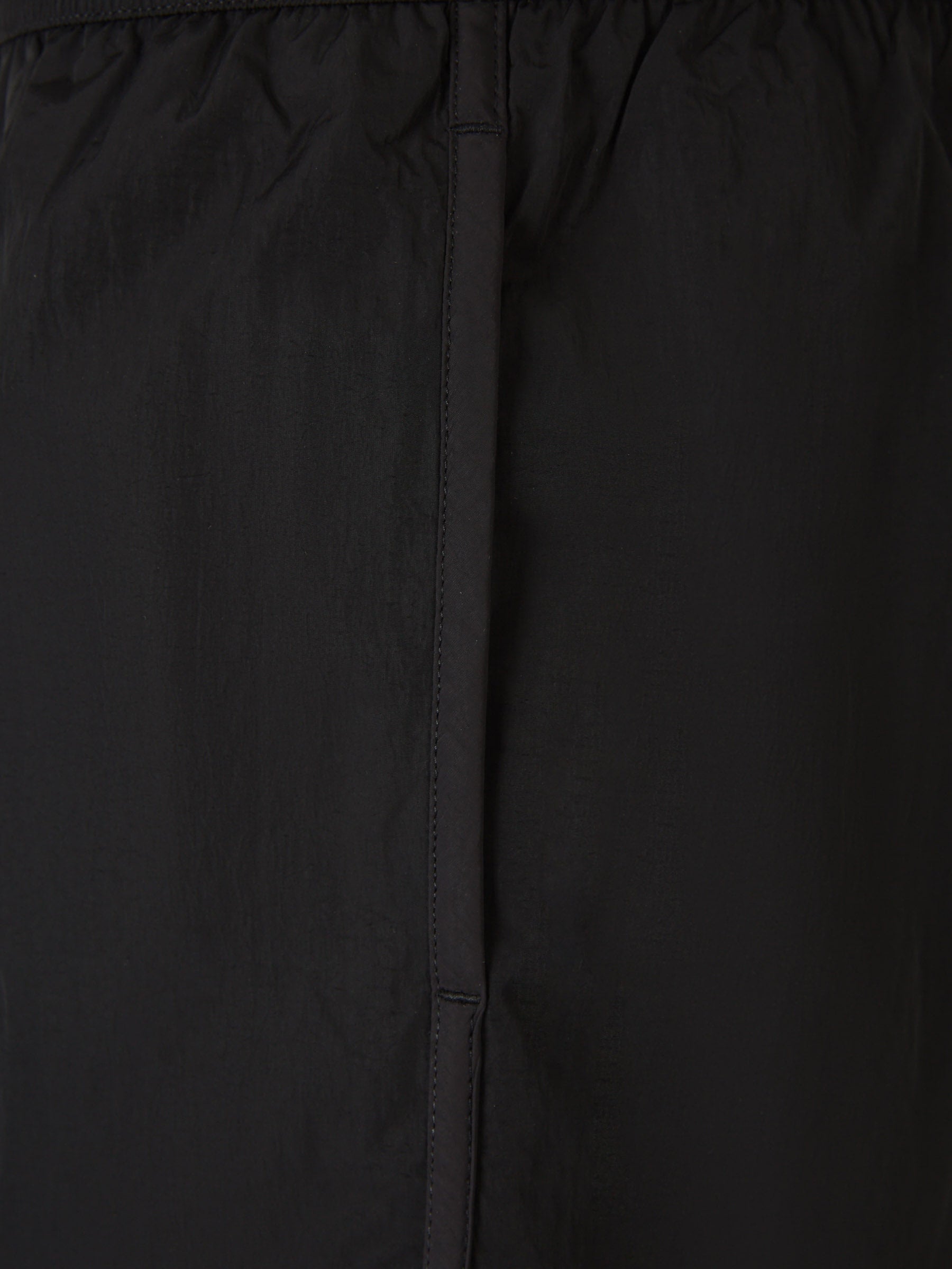 Outlet online Ami Paris Hombre Bañador Técnico Logo color Negro sku 561-001301 01 - Foto 4