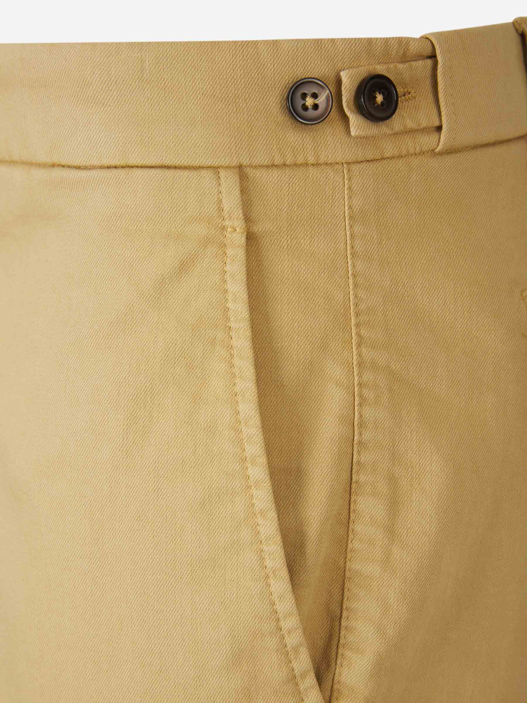 Outlet online Santa Eulalia Hombre Bermudas Cargo Algodón color Mostaza sku 523-000979 04 - Foto 4