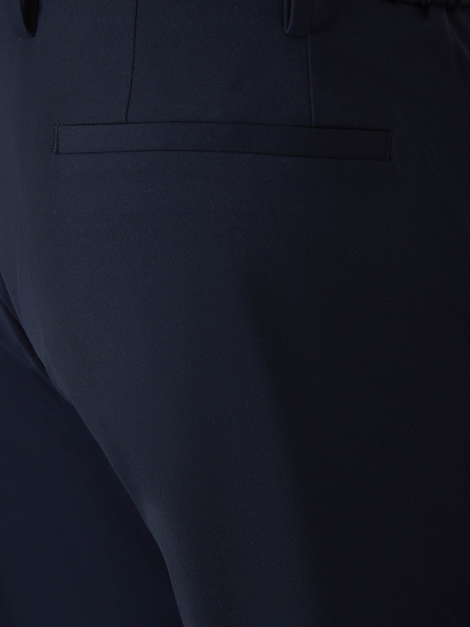 Outlet online Berwich Hombre Bermudas Retro Elax color Azul Marino sku 523-000982 01 - Foto 5