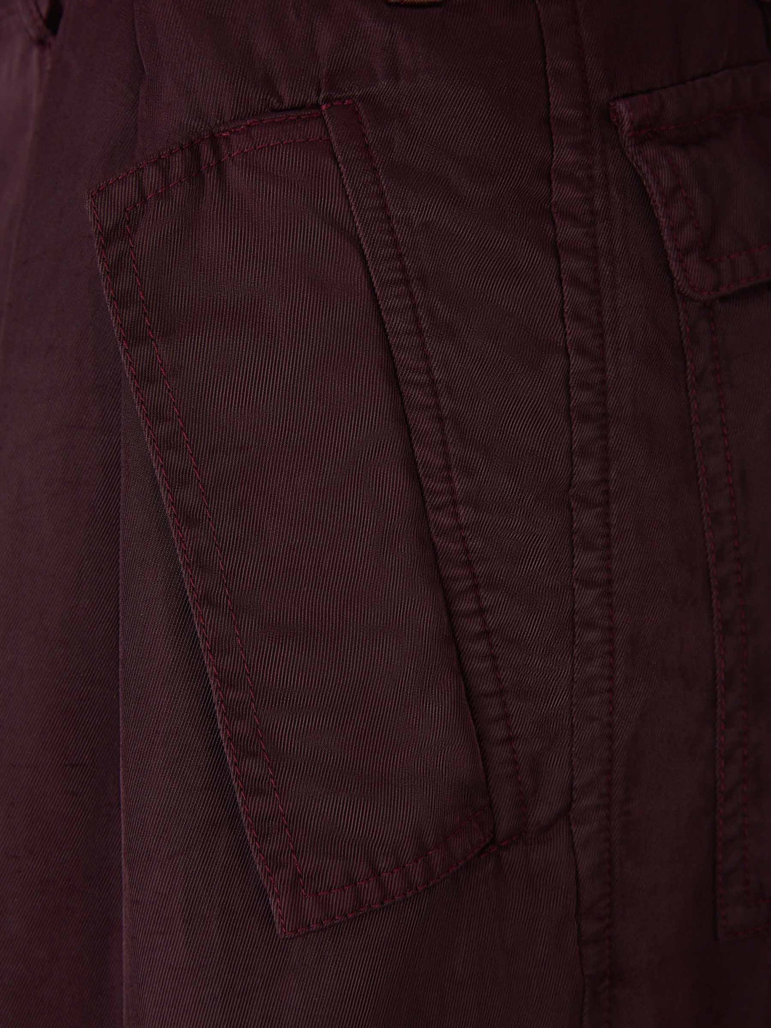 Outlet online Dries Van Noten Mujer Pantalones Cargo Fluidos color Burdeos sku 761-003501 00 - Foto 4