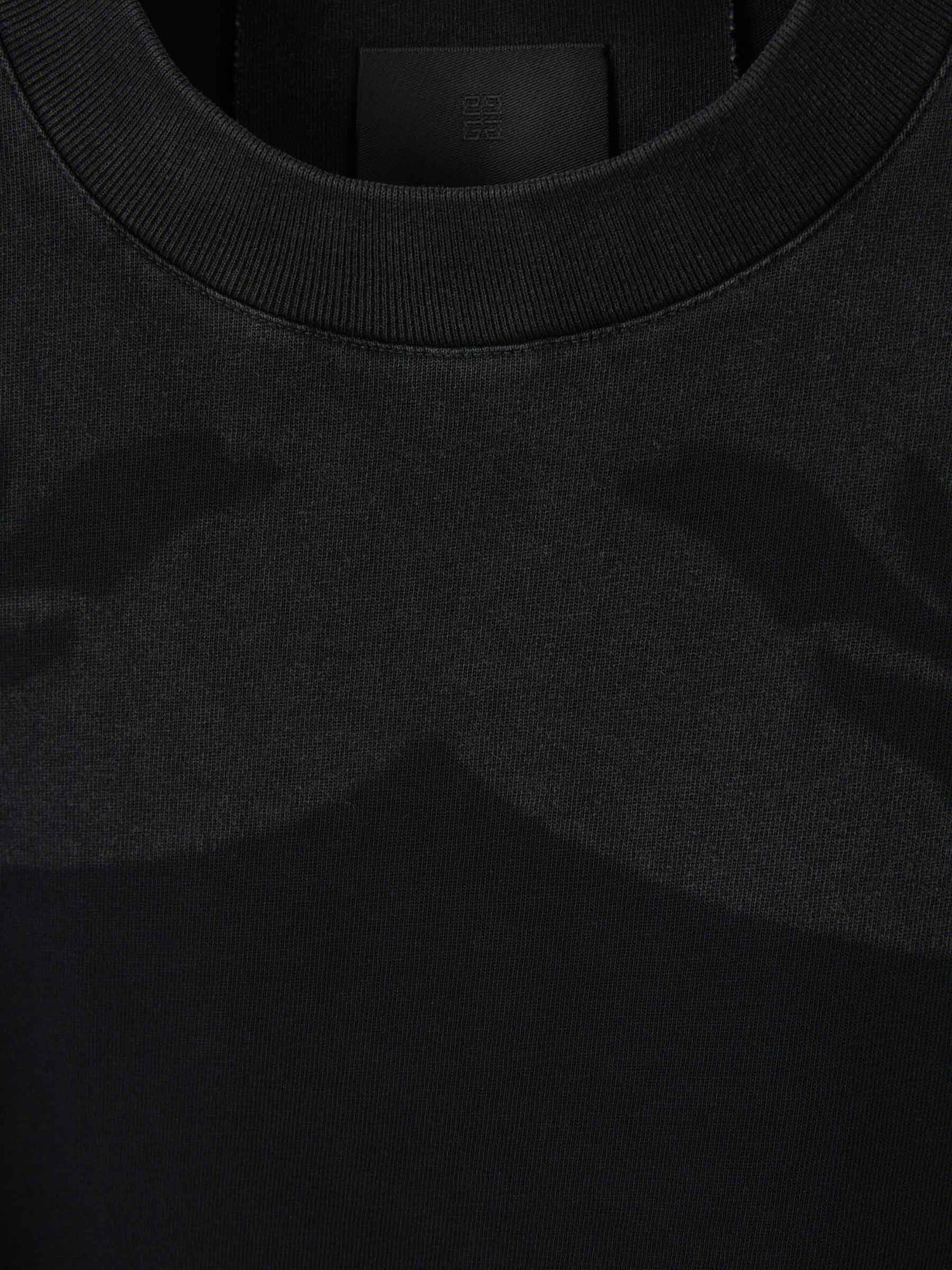Outlet online Givenchy Hombre Camiseta Shadow Algodón color Negro sku 553-003646 01 - Foto 3
