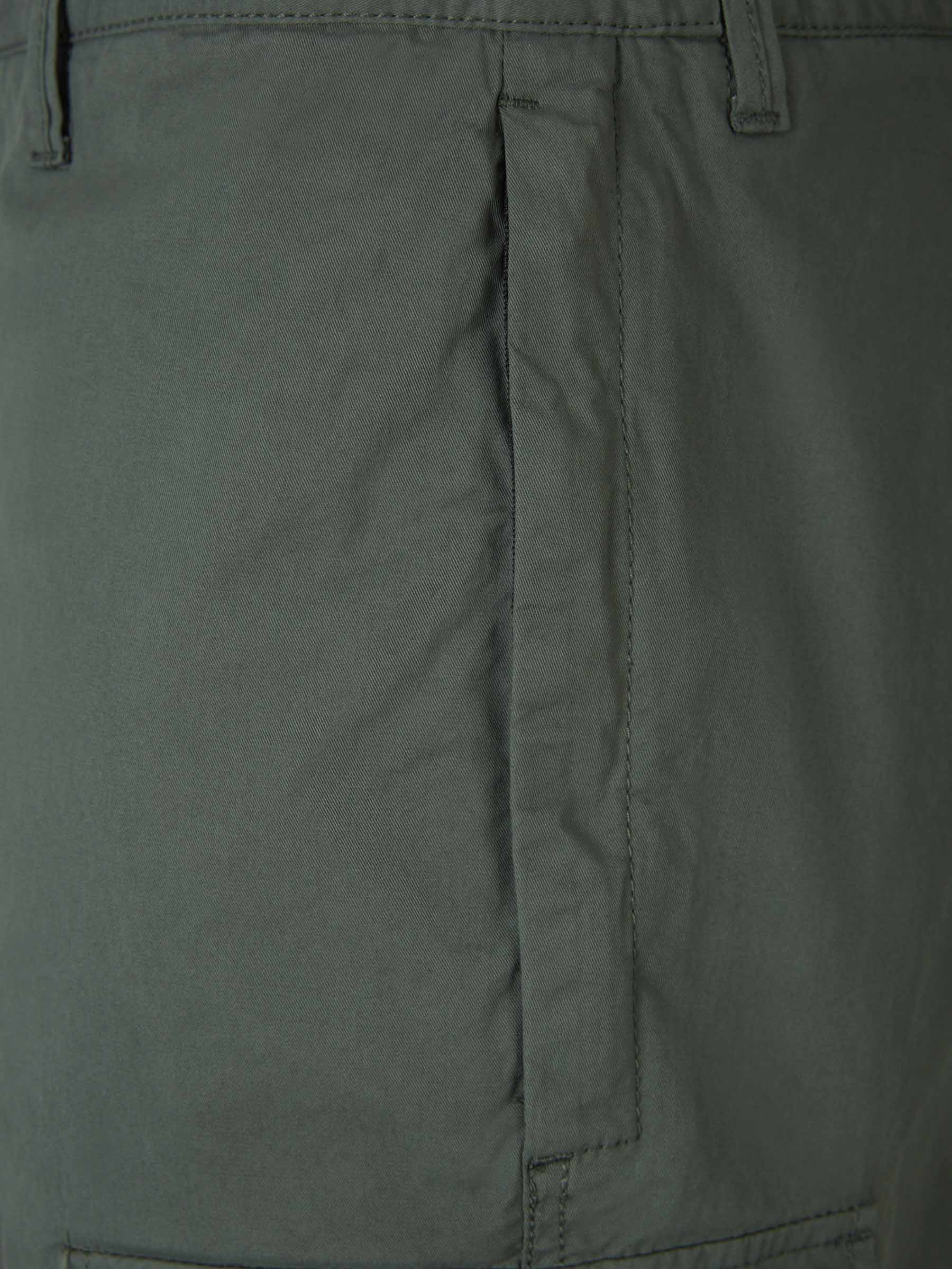 Outlet online Stone Island Hombre Bermudas Cargo Logo color Verde Oscuro sku 523-000976 03 - Foto 4
