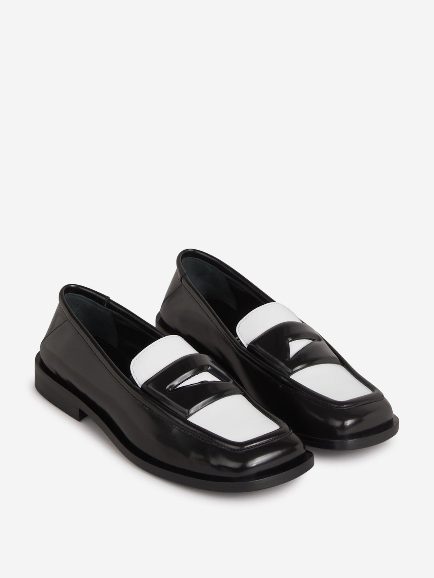 Outlet online The Attico Mujer Mocasines Amanda color Blanco Y Negro sku 800-005322 01 - Foto 2