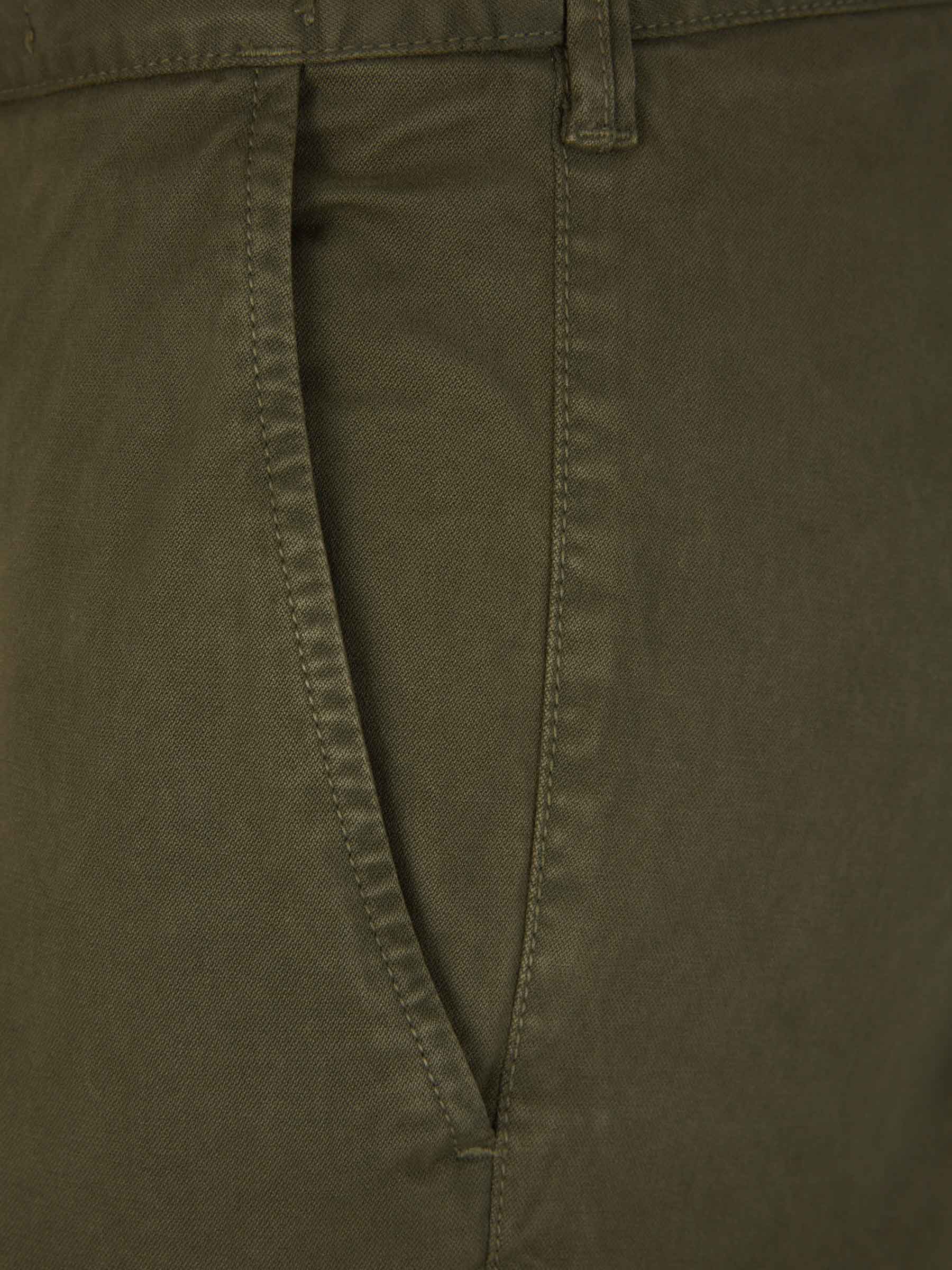 Outlet online Stone Island Hombre Pantalones Cargo Algodón color Verde Oscuro sku 521-002881 02 - Foto 4