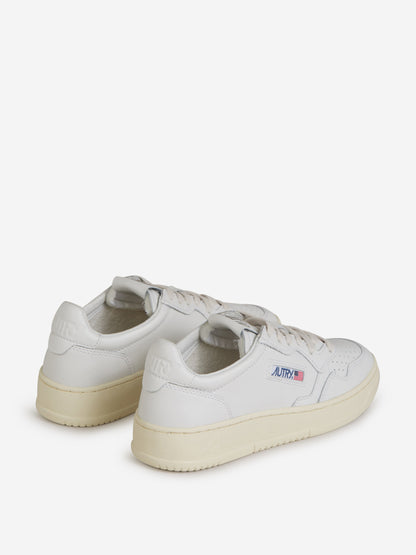 Outlet online Autry Mujer Sneakers Medalist Low color Blanco sku 806-000293 01 - Foto 3