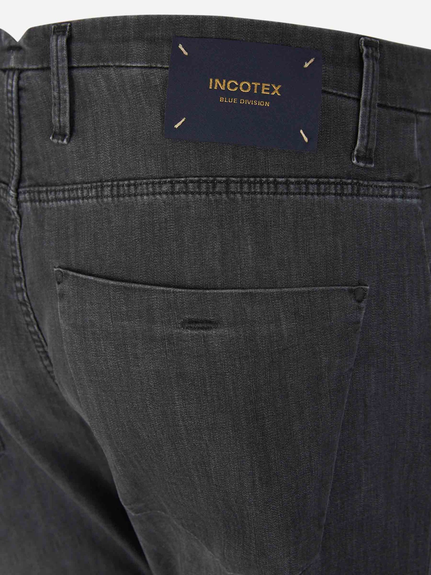 Outlet online Incotex Blue Division Hombre Jeans Slim Fit color Negro sku 522-002633 01 - Foto 4