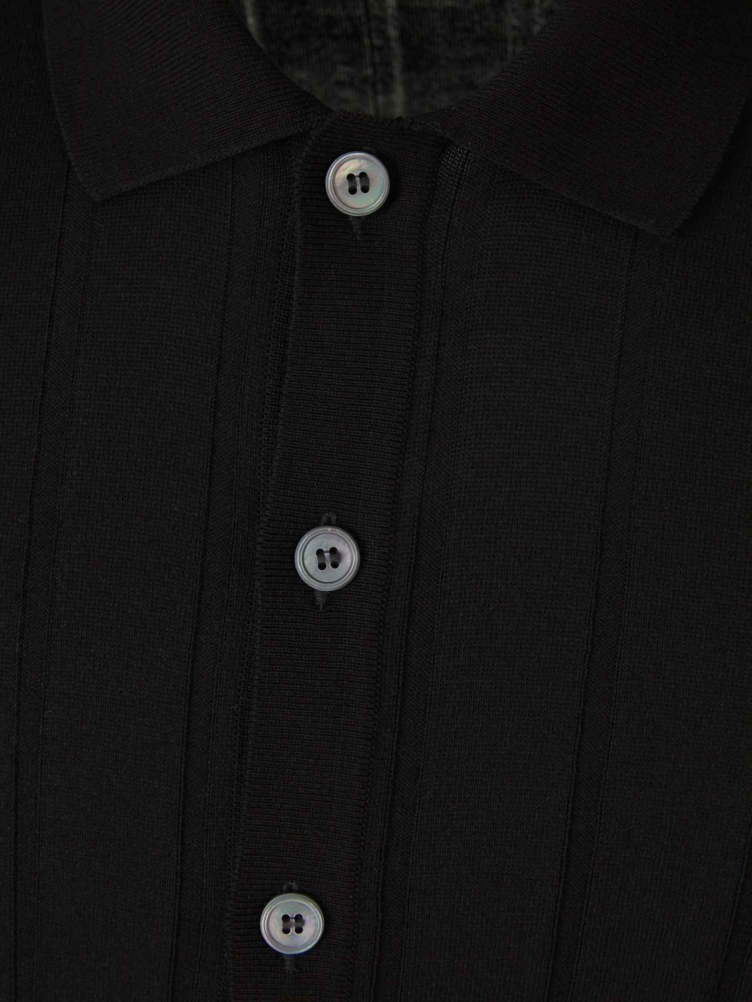 Outlet online Gran Sasso Hombre Polo Abierto Acanalado color Negro sku 552-001486 03 - Foto 3