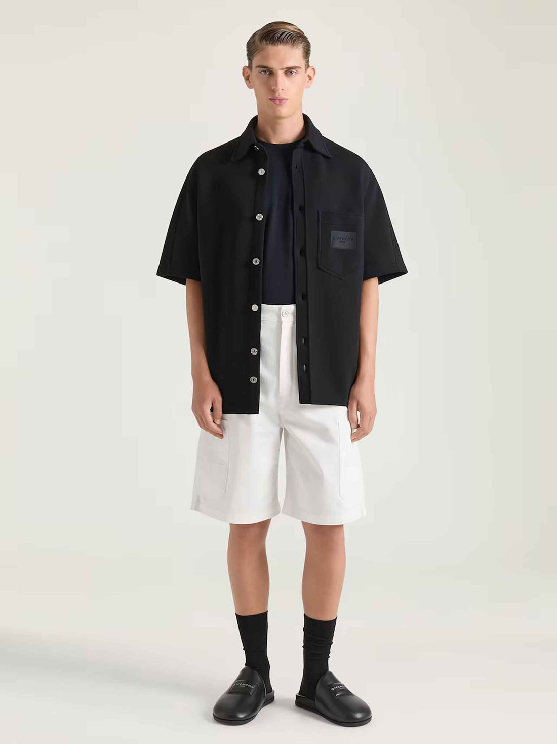 Outlet online Givenchy Hombre Bermudas Cargo Algodón color Blanco sku 523-001237 01 - Foto 2