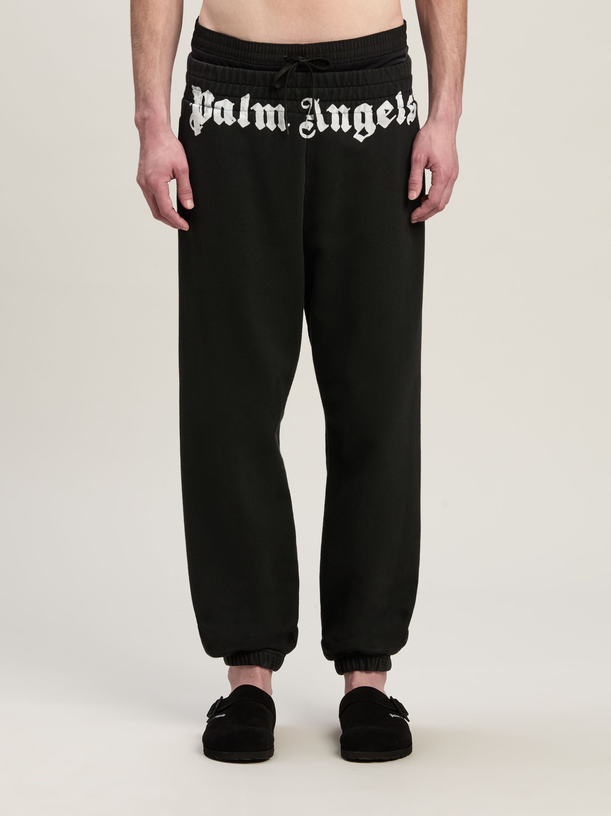 Outlet online Palm Angels Hombre Joggers Logo Algodón color Negro sku 521-003241 01 - Foto 2