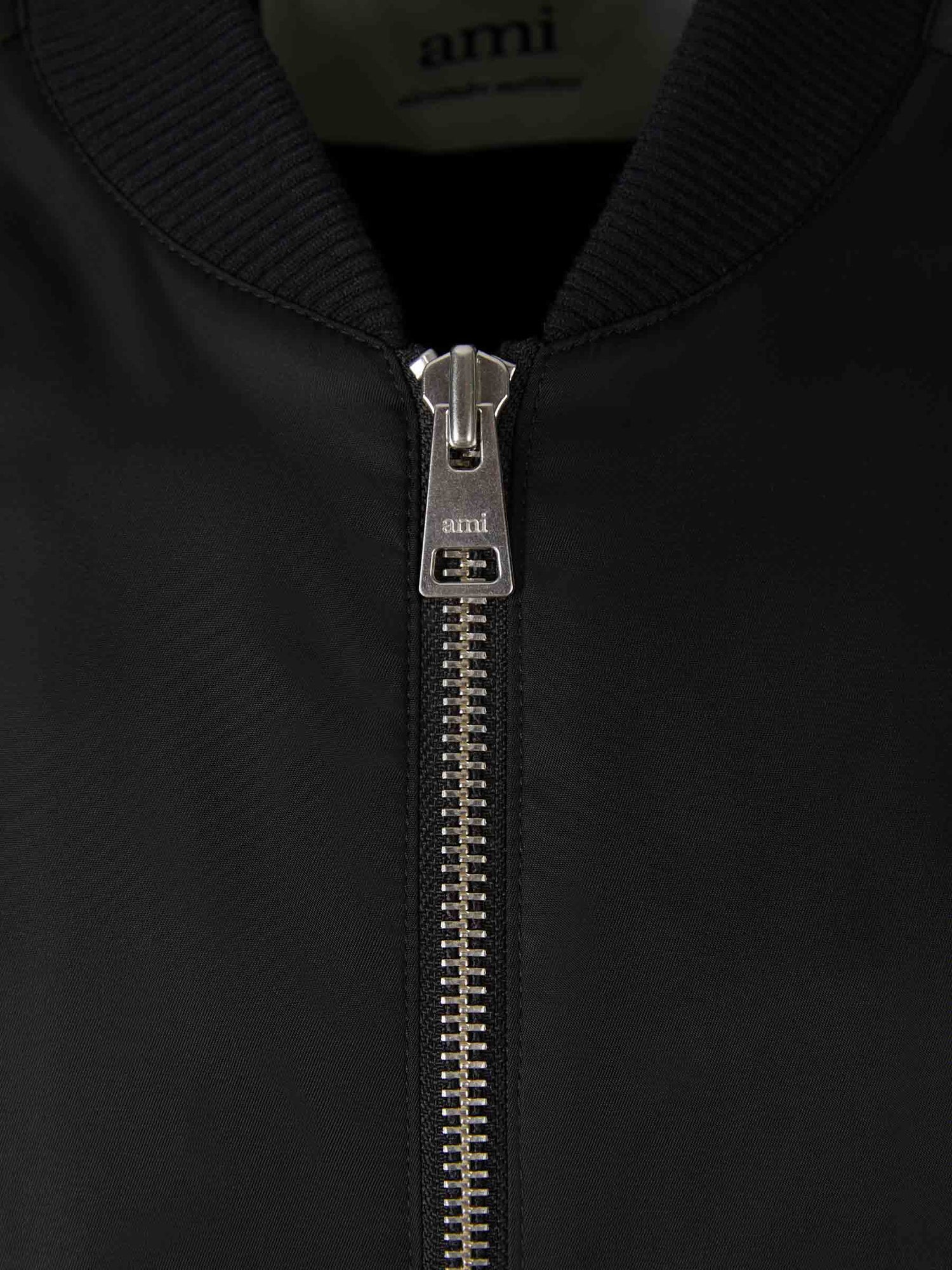 Ami Paris Chaqueta Bomber Logo color Negro sku 512-001875 01 - Foto 3