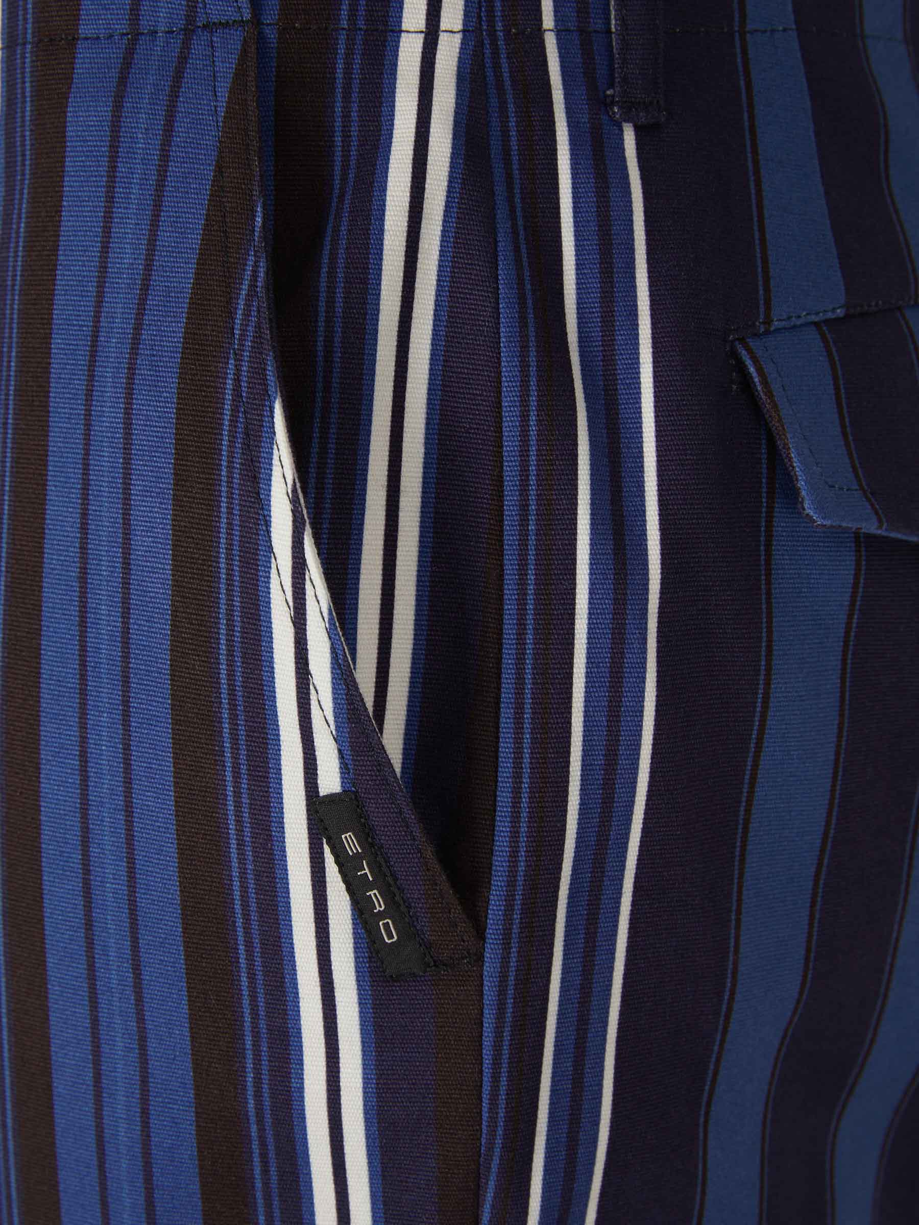 Outlet online Etro Hombre Pantalones Motivo Rayas color Multicolor sku 521-002685 01 - Foto 3