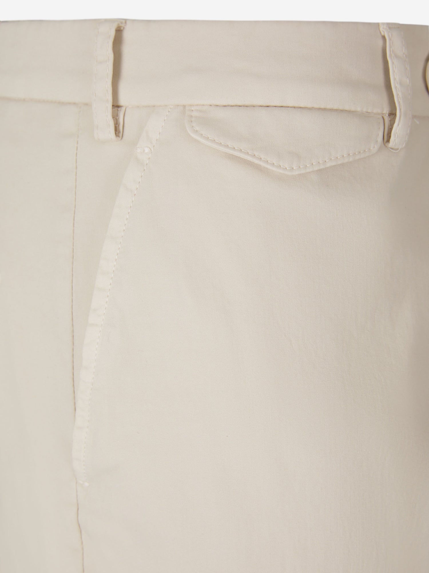 Santa Eulalia Pantalones Chinos color Verde Militar sku 521-002756 05 - Foto 3