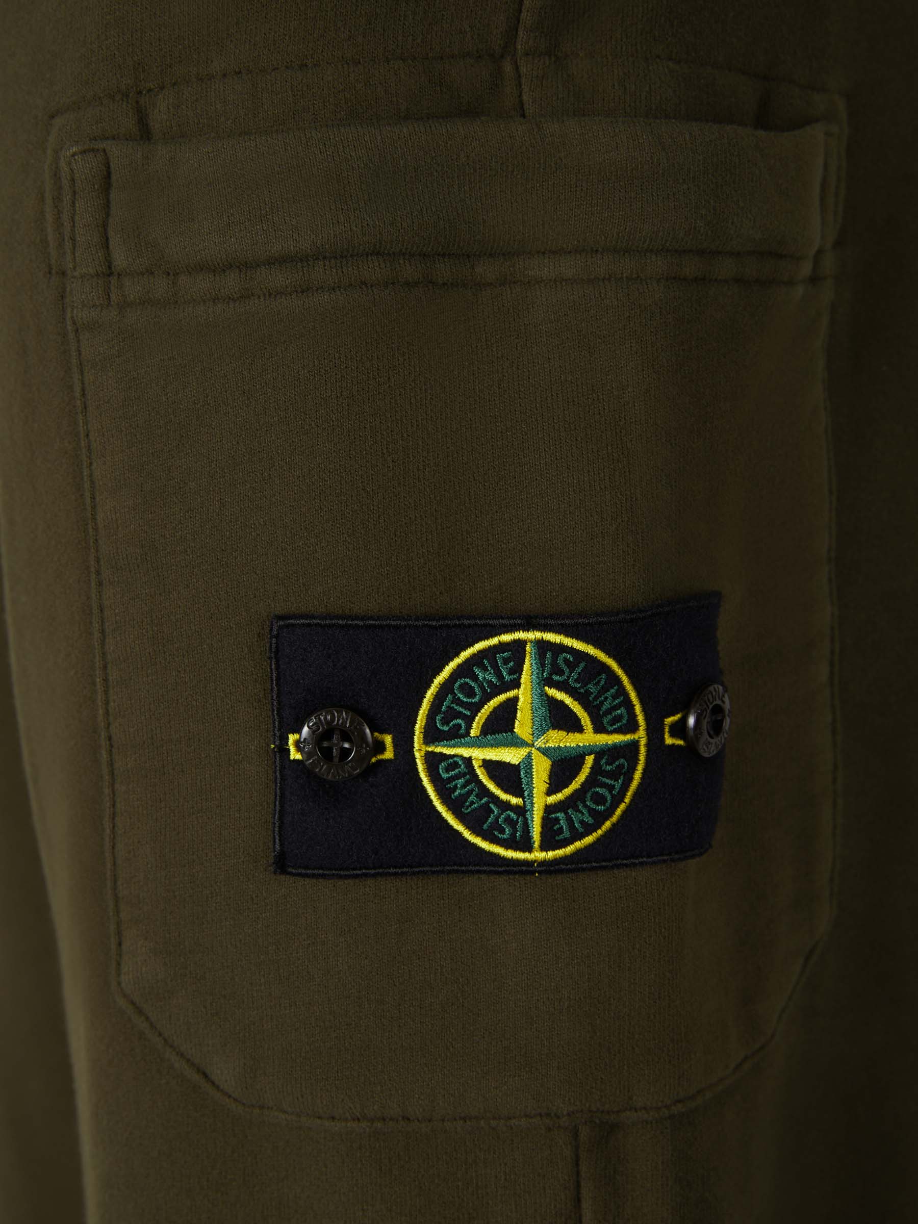 Outlet online Stone Island Hombre Joggers Algodón Parche color Verde Oscuro sku 521-002879 01 - Foto 4