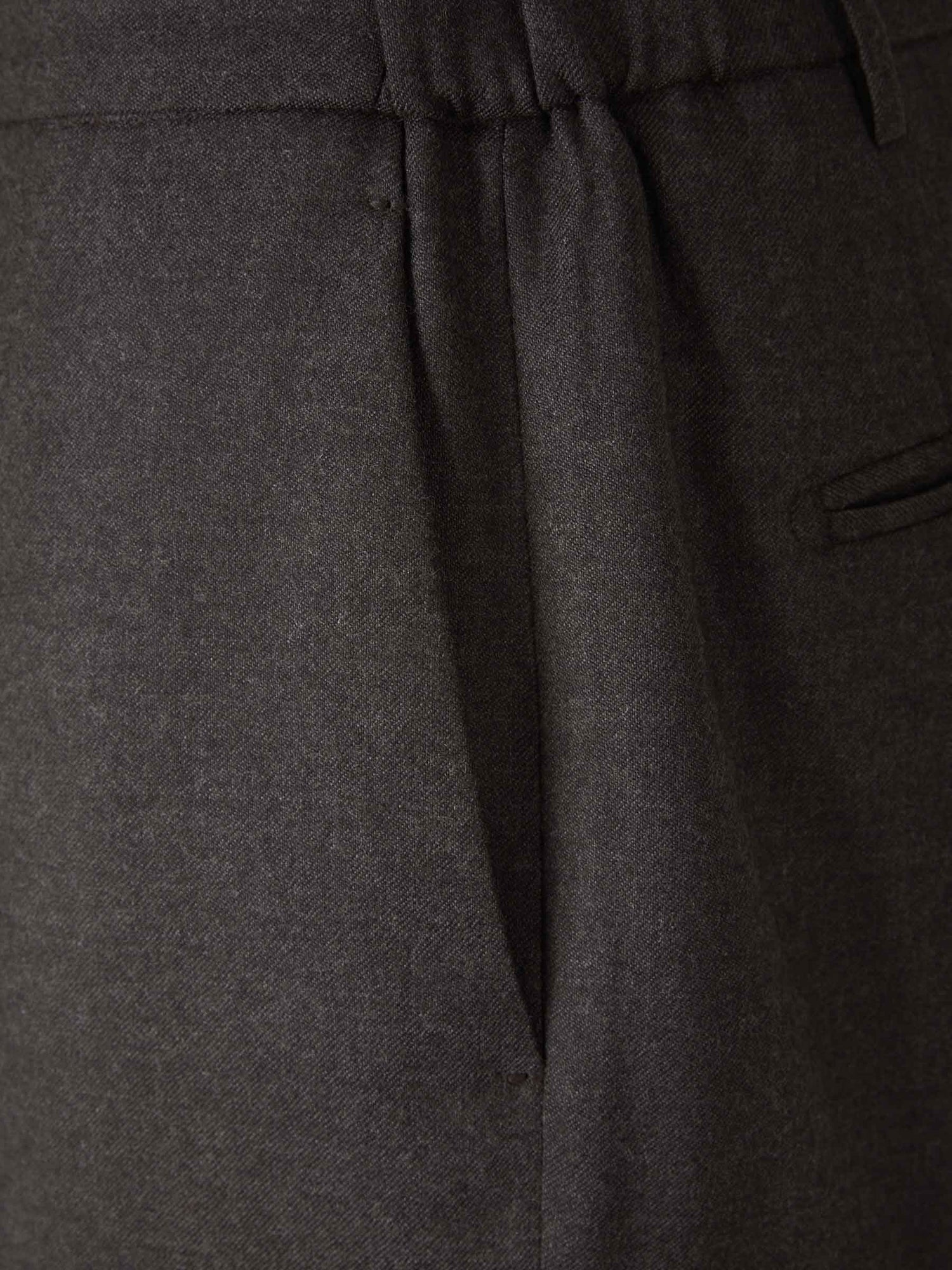 Santa Eulalia Pantalones Globe Cargo color Gris Oscuro sku 521-002907 01 - Foto 4