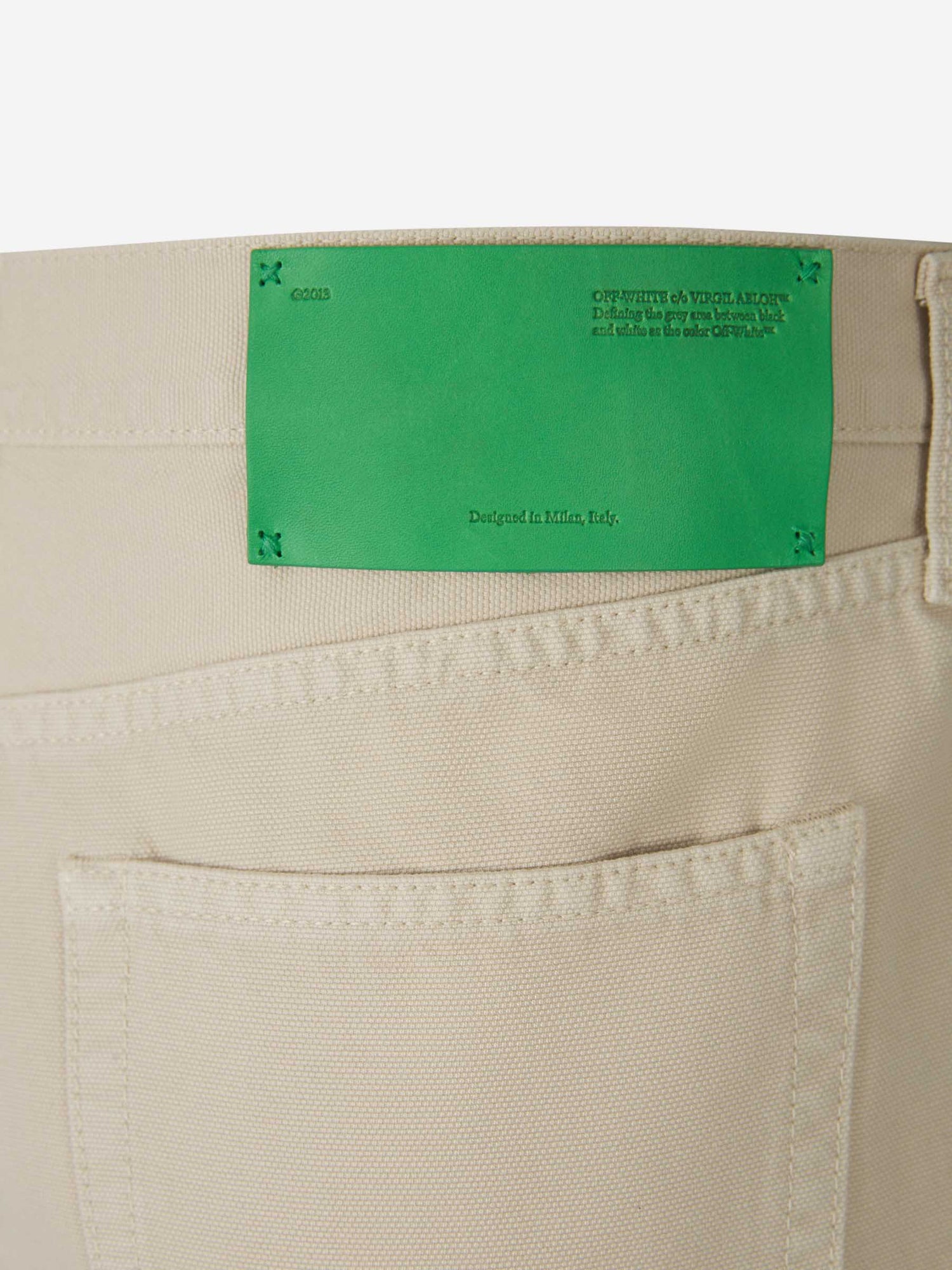 Off-White Bermudas Logo Algodón color Beis sku 523-000789 01 - Foto 3